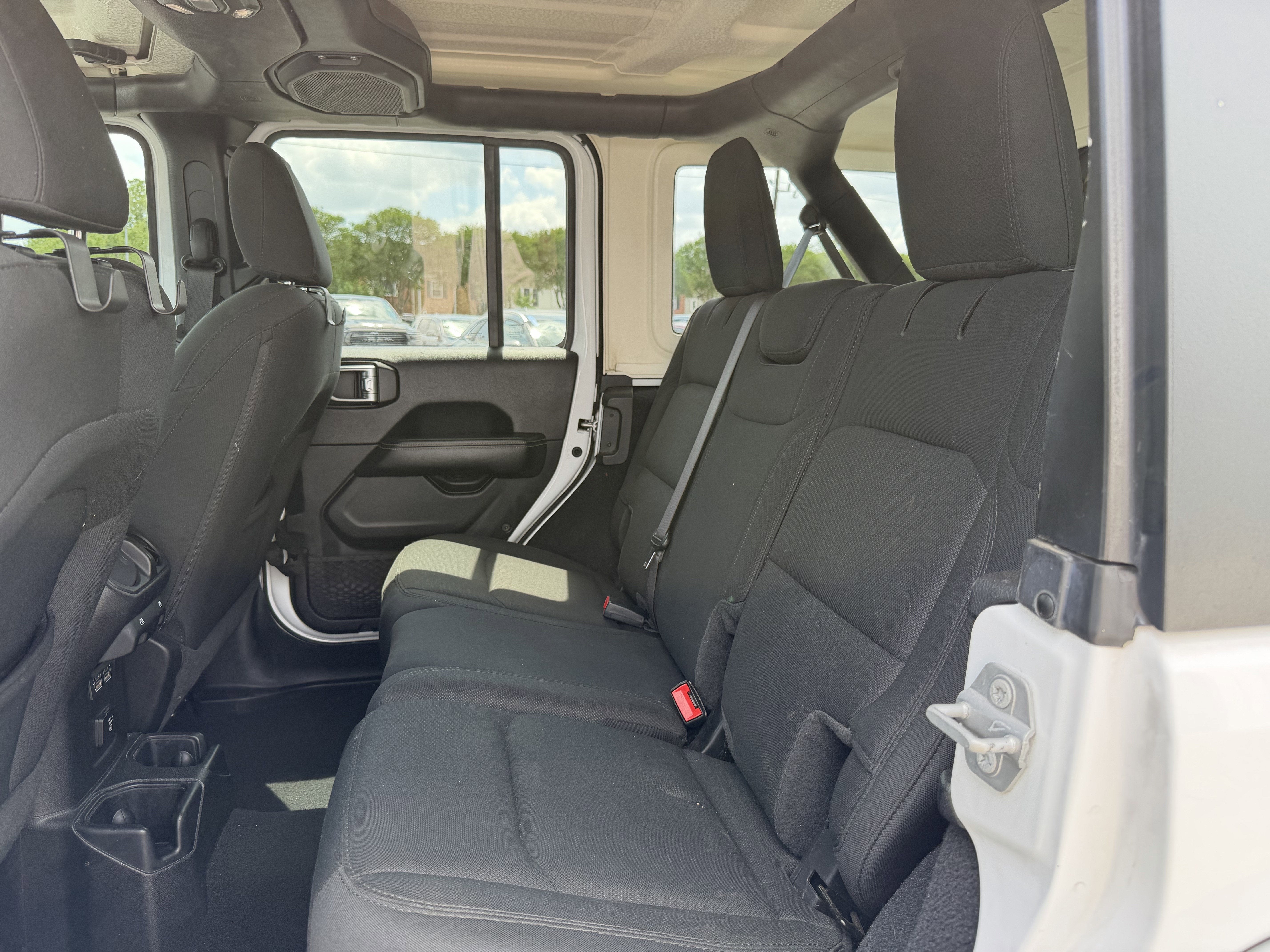 2020 Jeep Wrangler Unlimited Sahara 4x4