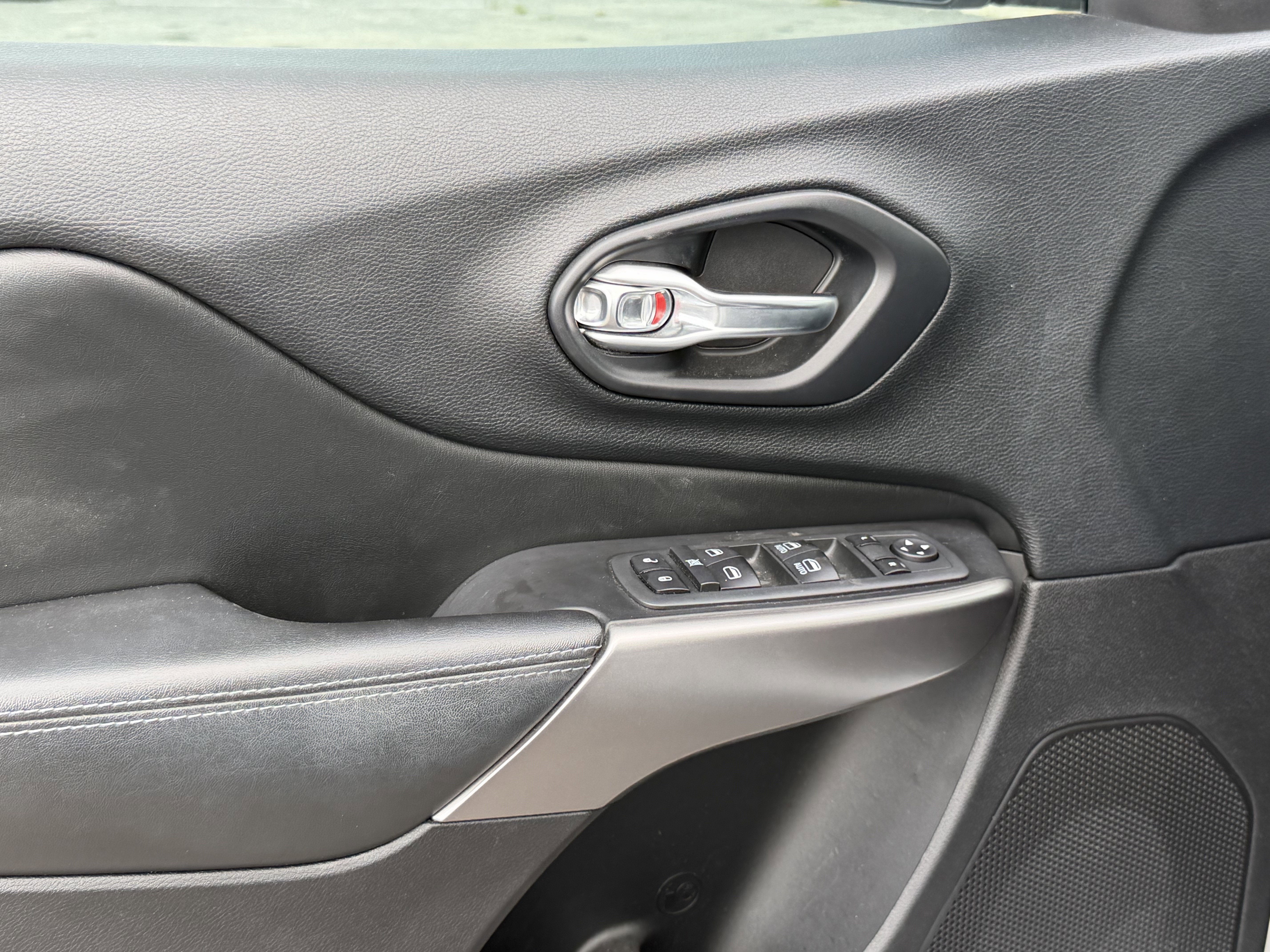 2020 Jeep Cherokee Latitude Plus FWD