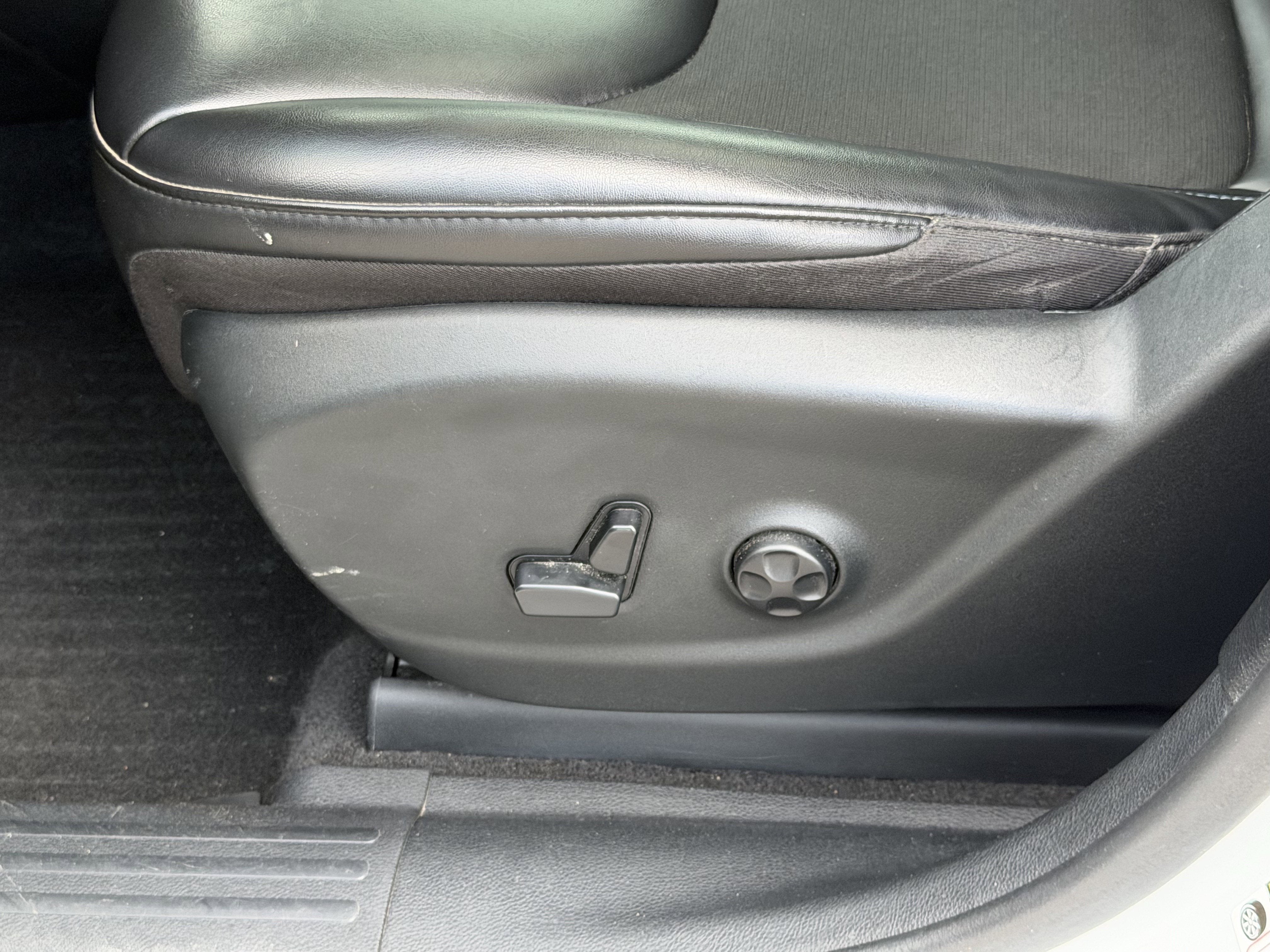 2020 Jeep Cherokee Latitude Plus FWD