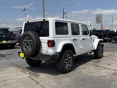 2025 Jeep Wrangler 4-Door Sahara 4x4