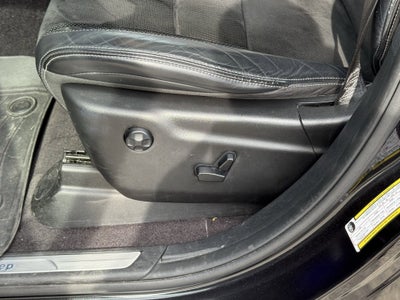 2016 Jeep Grand Cherokee SRT