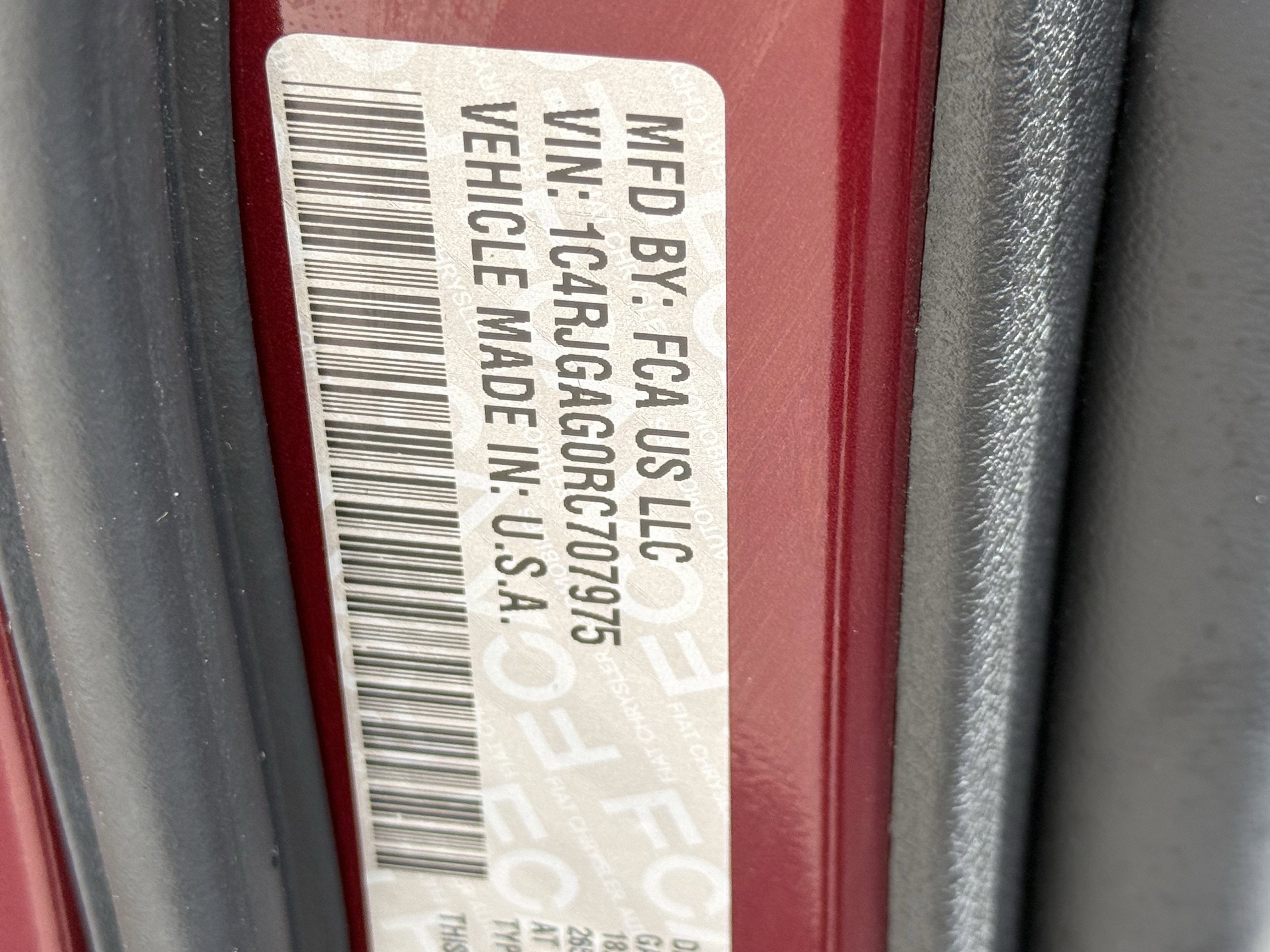 2024 Jeep Grand Cherokee Laredo 4x2