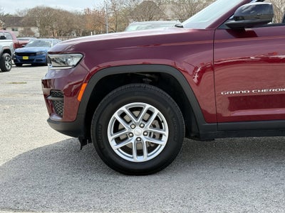 2024 Jeep Grand Cherokee Laredo 4x2
