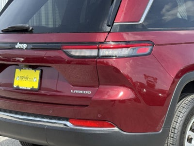 2024 Jeep Grand Cherokee Laredo 4x2