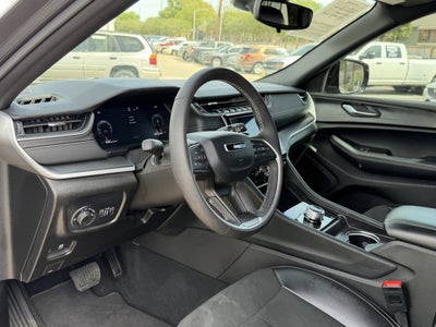 2024 Jeep Grand Cherokee Altitude 4x2