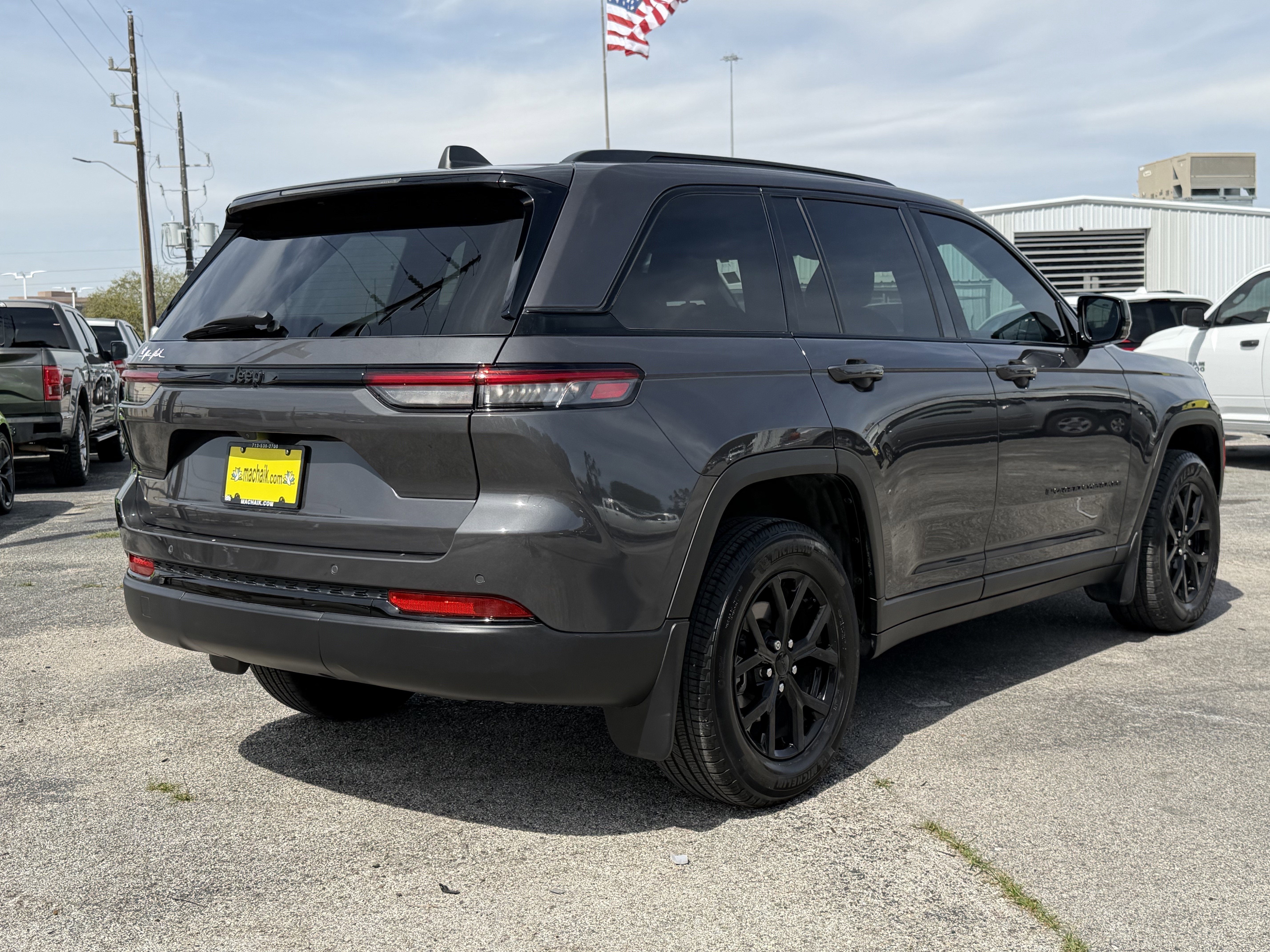 2024 Jeep Grand Cherokee Altitude 4x2