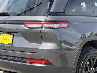 2024 Jeep Grand Cherokee Altitude 4x2