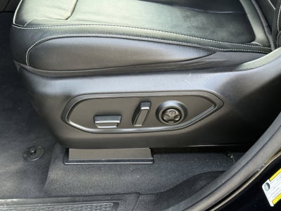 2023 Jeep Grand Cherokee Limited 4x2