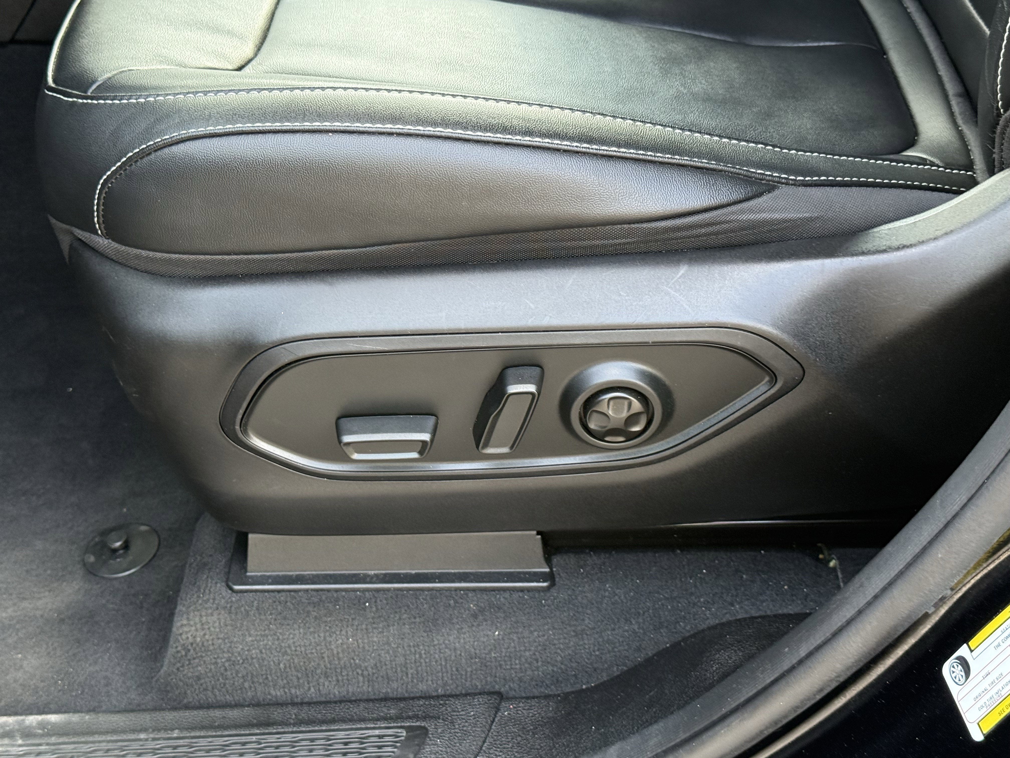 2023 Jeep Grand Cherokee Limited 4x2