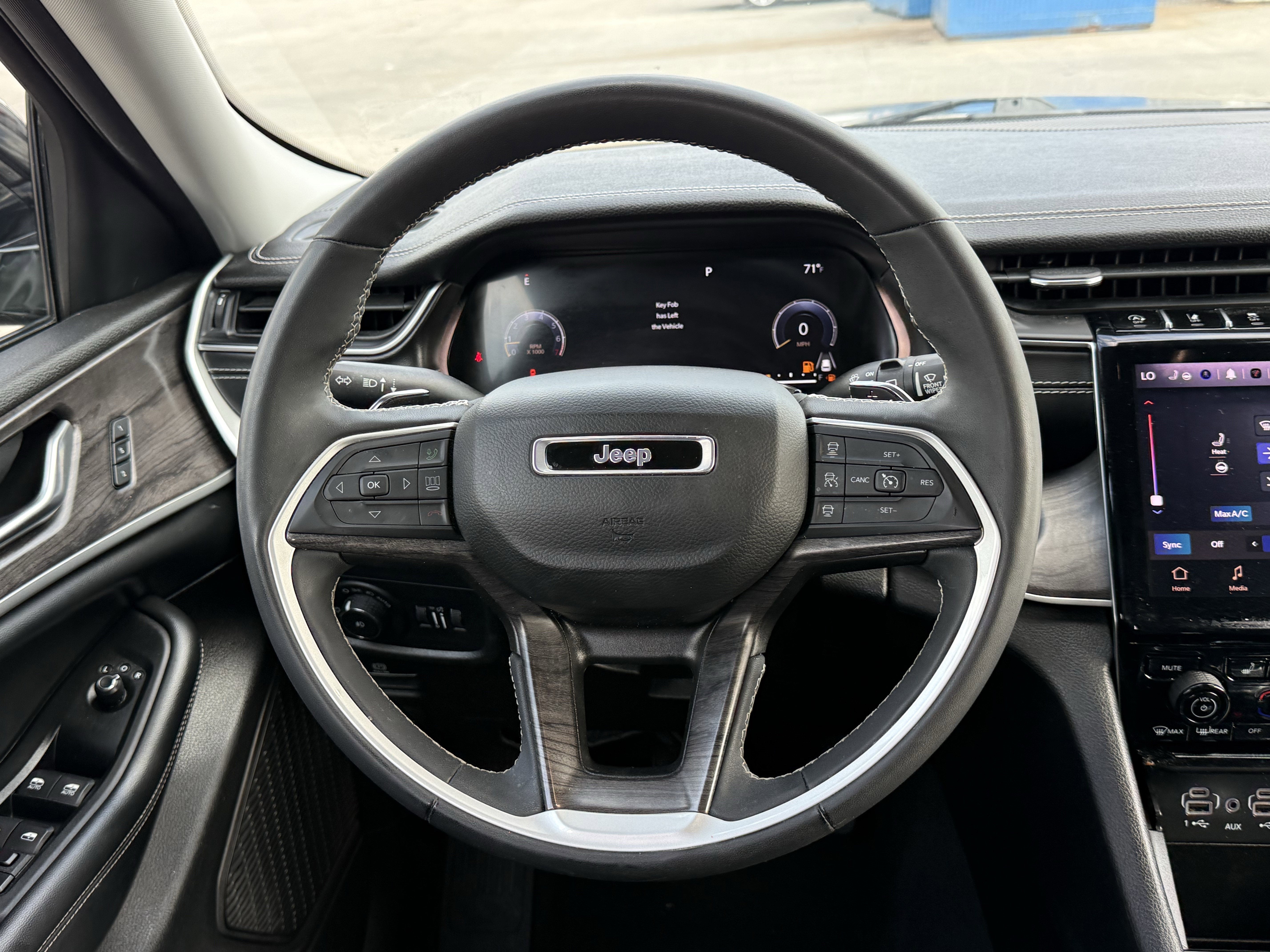 2023 Jeep Grand Cherokee Limited 4x2