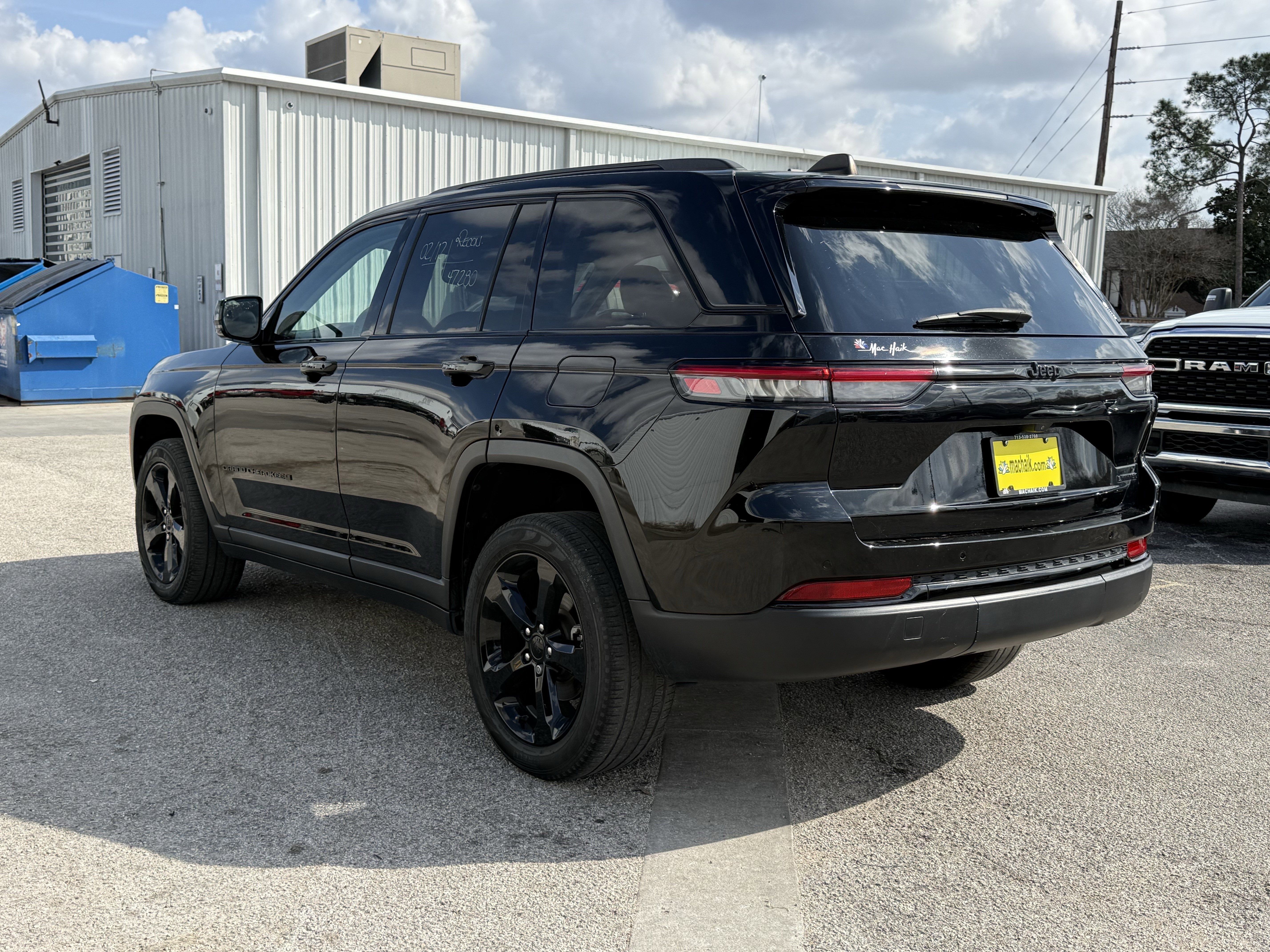 2023 Jeep Grand Cherokee Limited 4x2