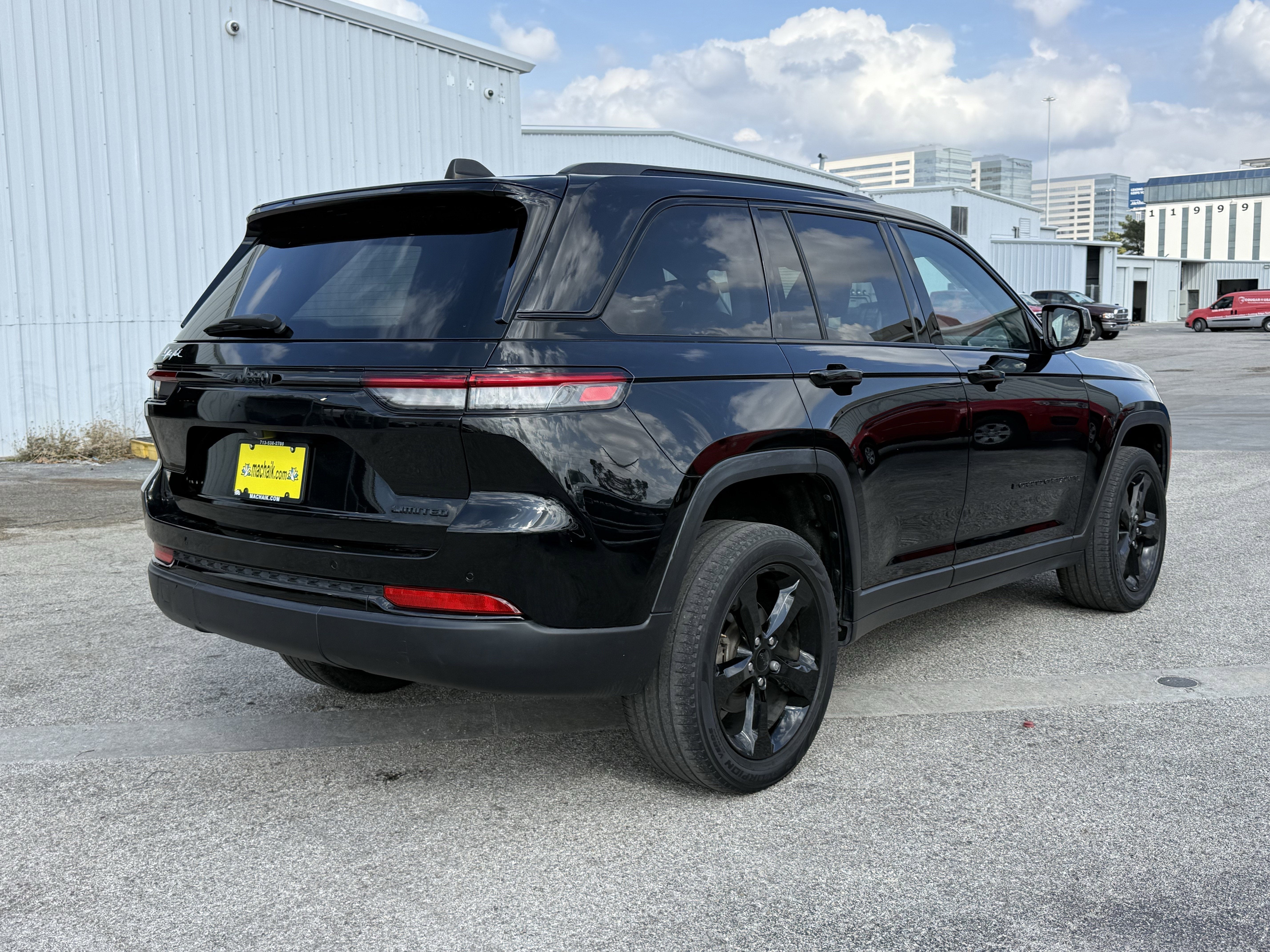 2023 Jeep Grand Cherokee Limited 4x2