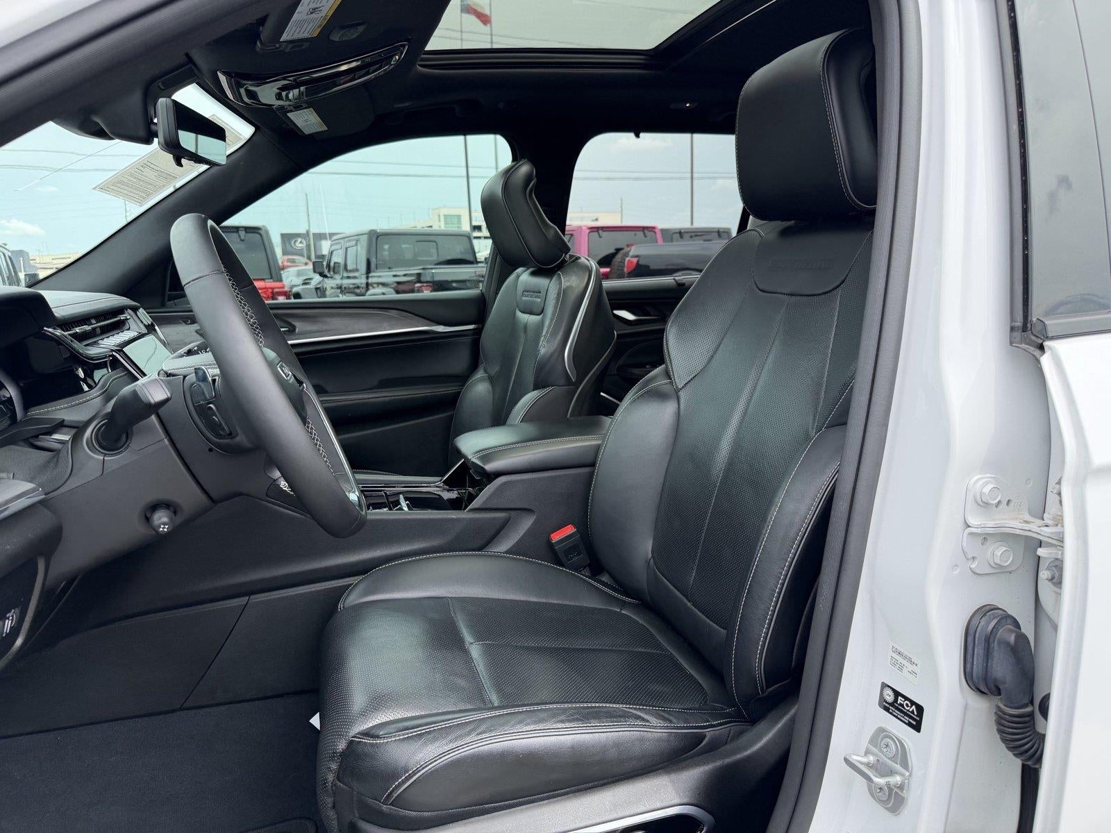 2023 Jeep Grand Cherokee Overland
