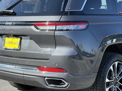 2022 Jeep Grand Cherokee Overland 4x2