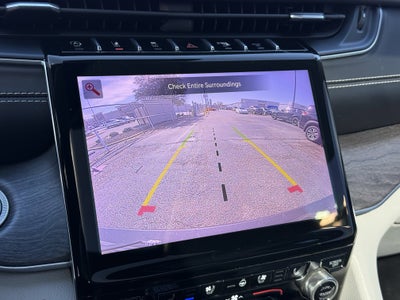 2022 Jeep Grand Cherokee Overland 4x2