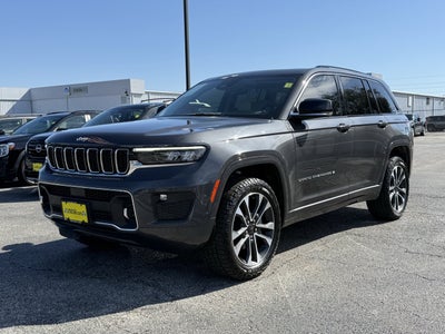 2022 Jeep Grand Cherokee Overland 4x2