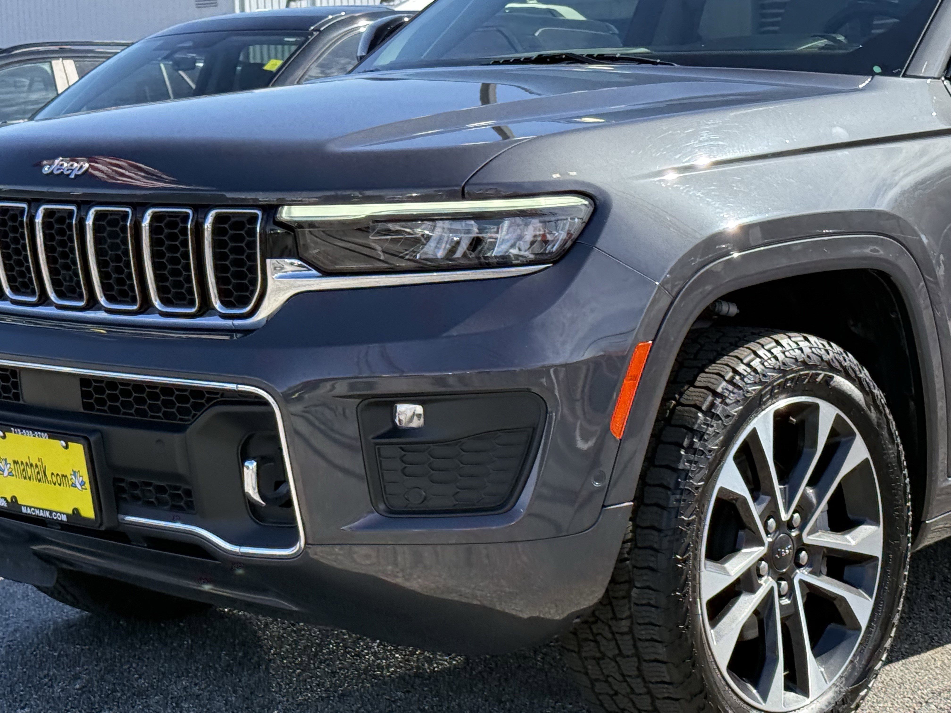 2022 Jeep Grand Cherokee Overland 4x2
