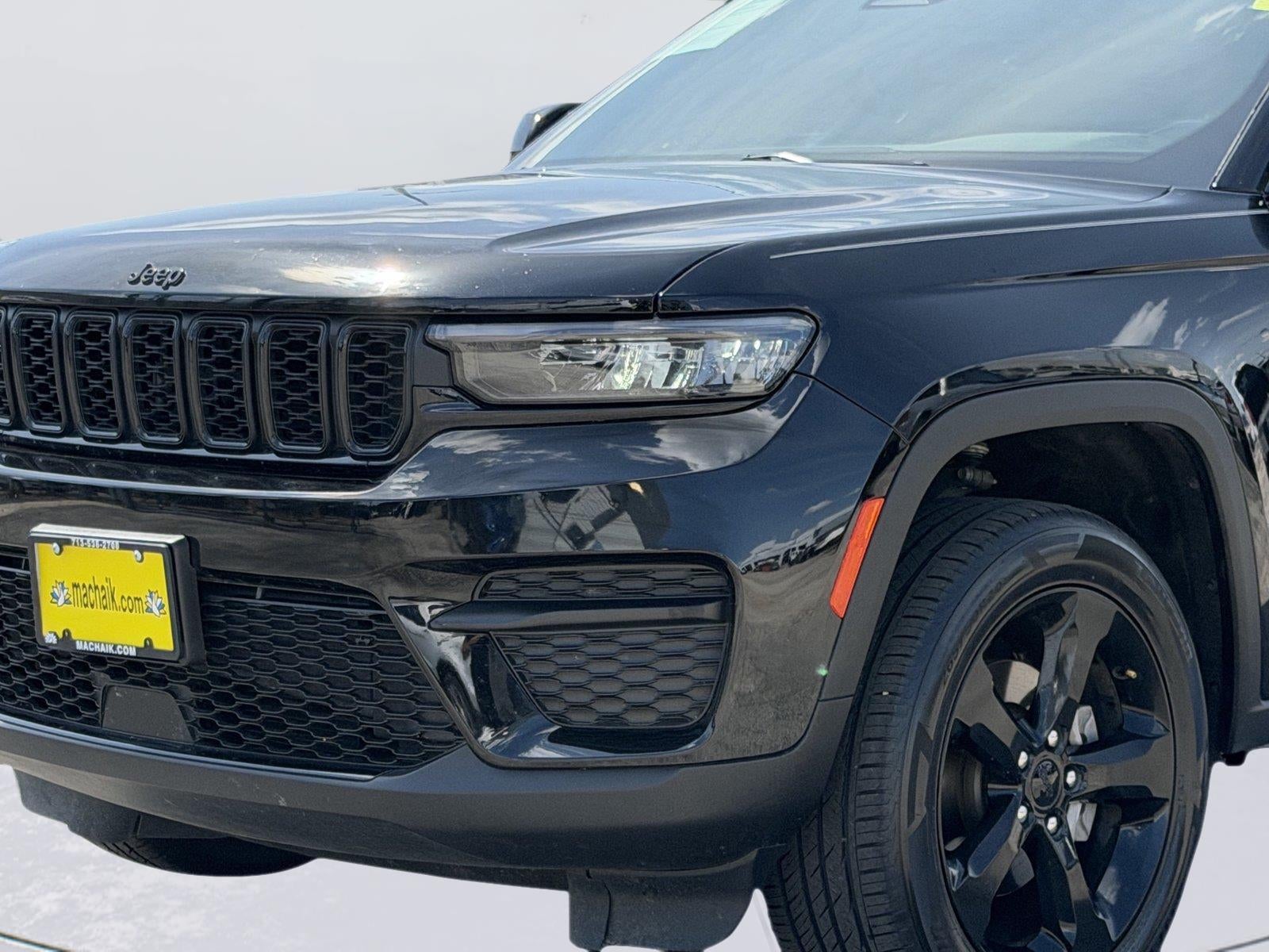 2022 Jeep Grand Cherokee Altitude