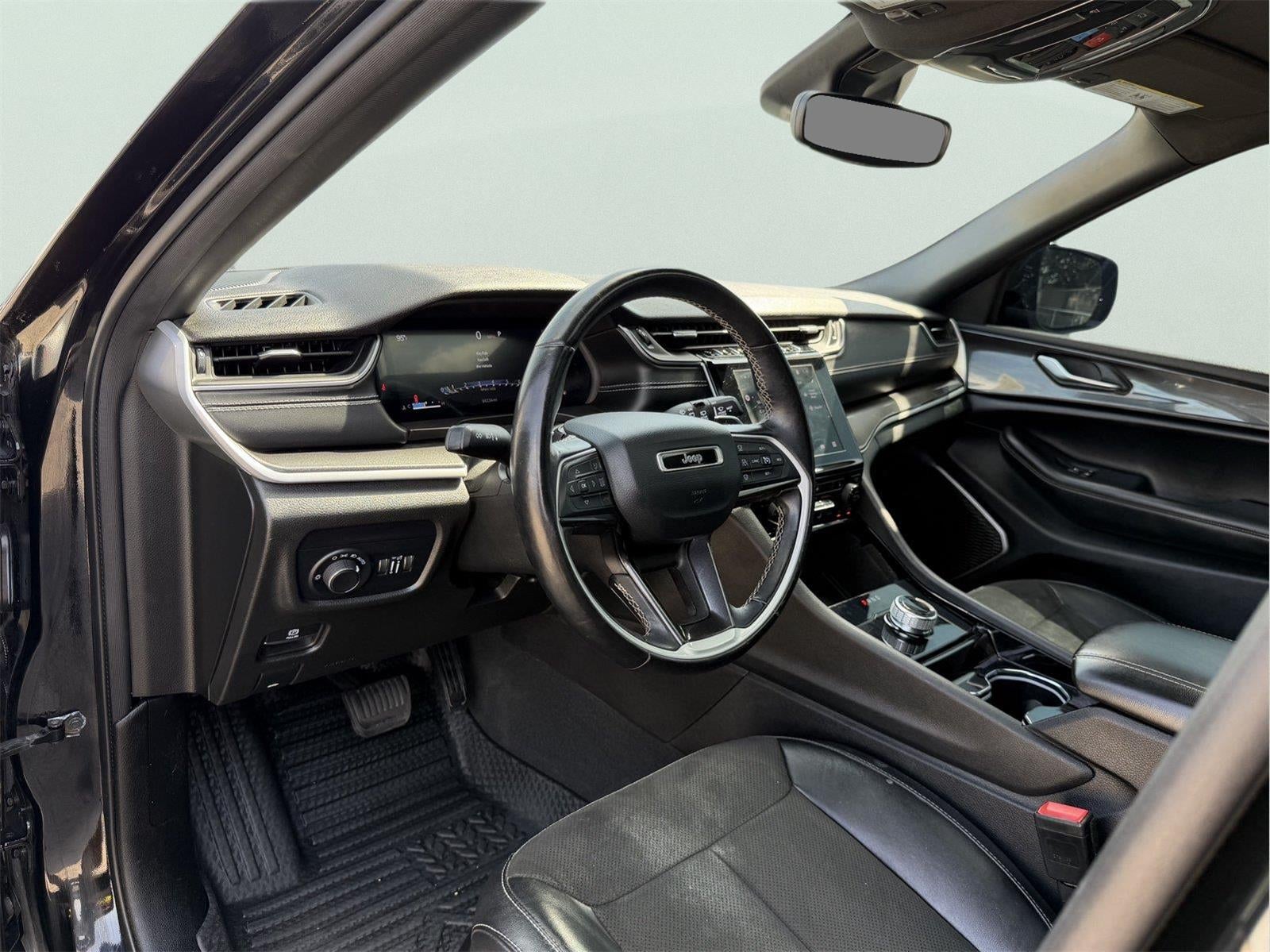 2022 Jeep Grand Cherokee Altitude