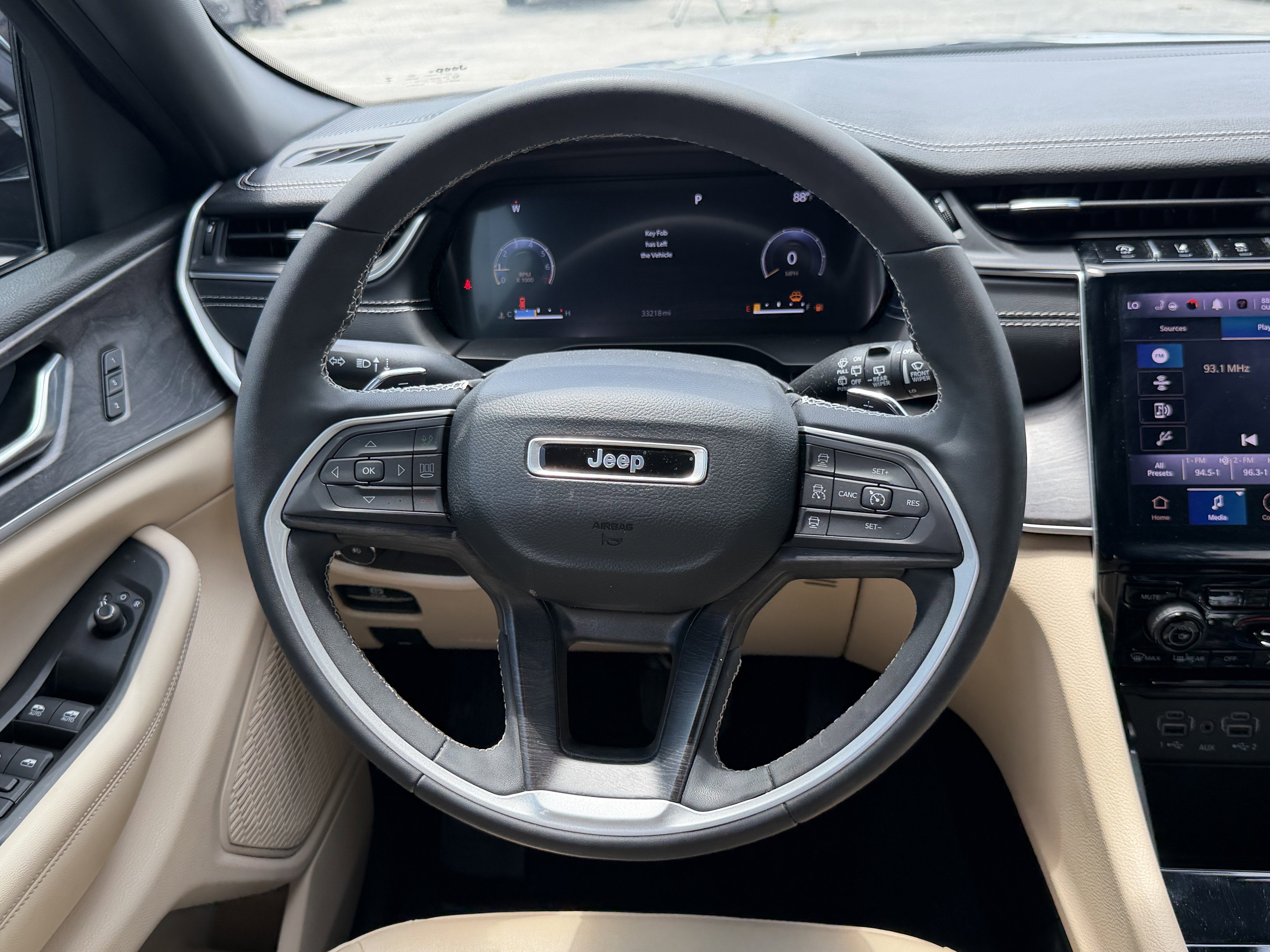 2023 Jeep Grand Cherokee L Limited 4x2