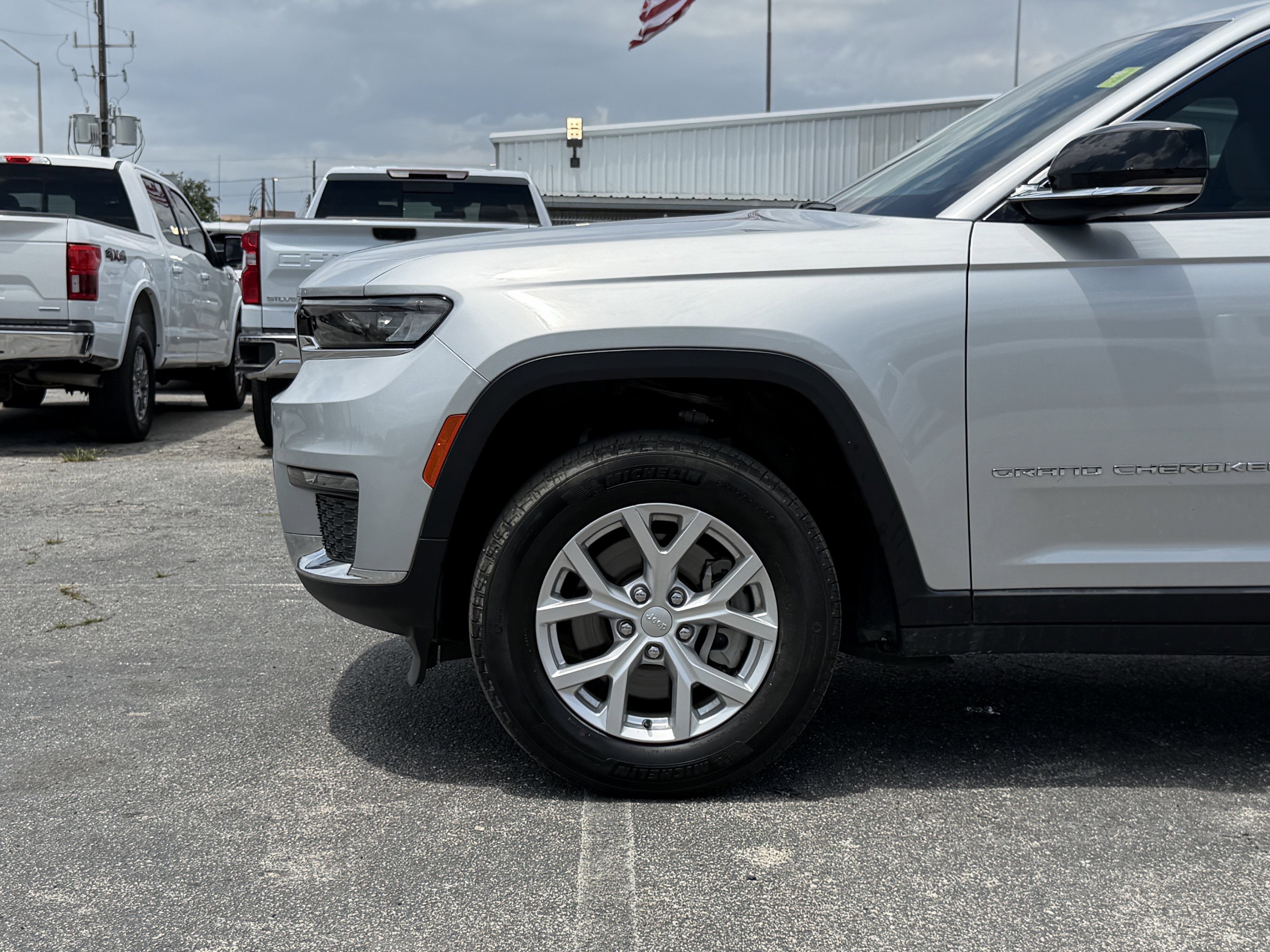 2023 Jeep Grand Cherokee L Limited 4x2