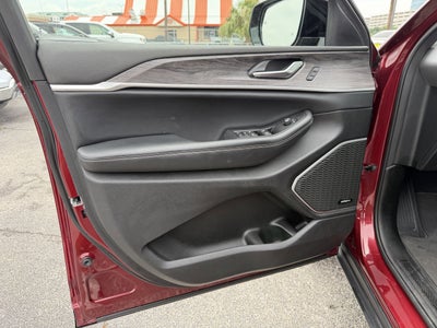 2022 Jeep Grand Cherokee L Limited 4x2