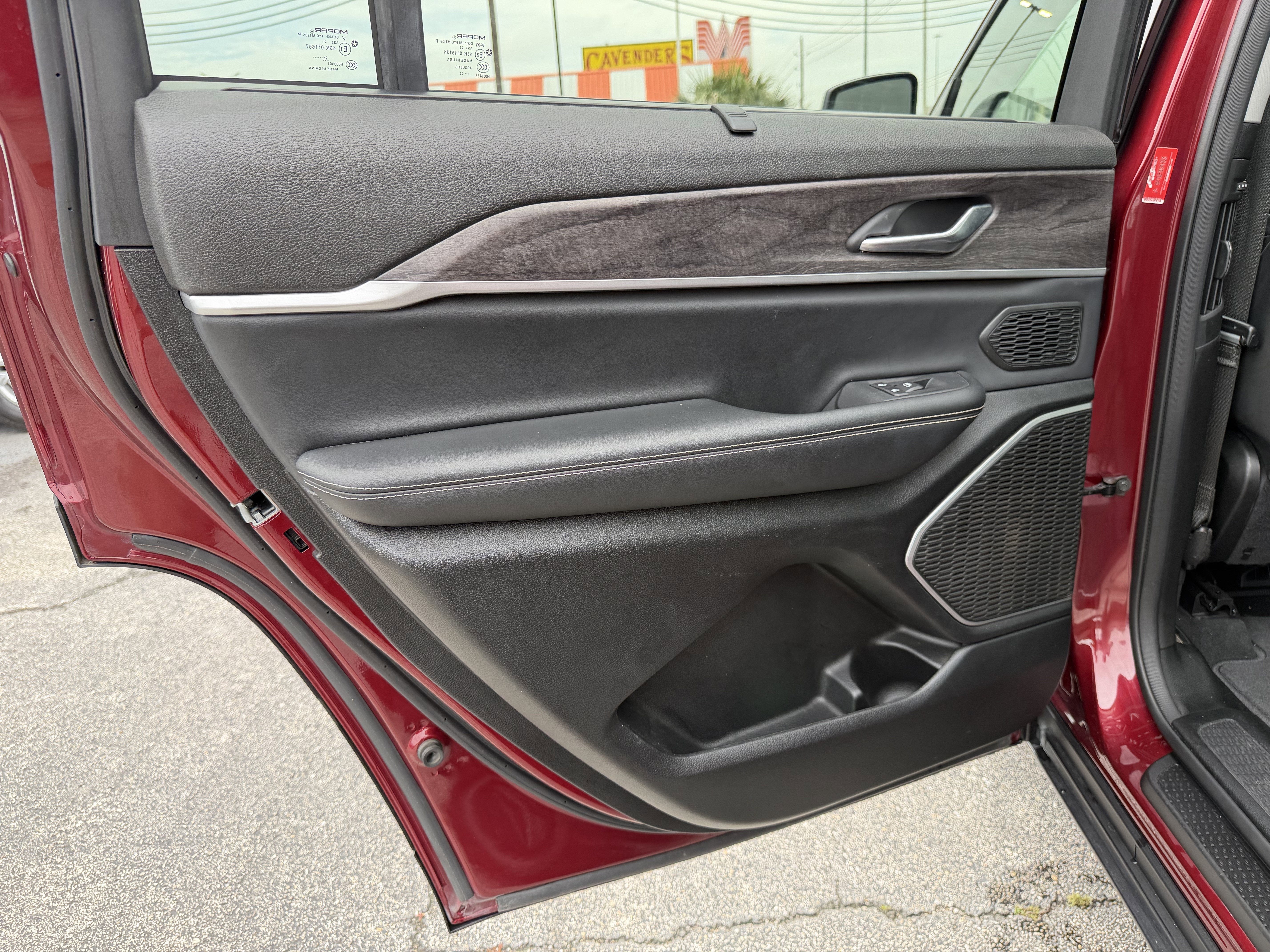 2022 Jeep Grand Cherokee L Limited 4x2
