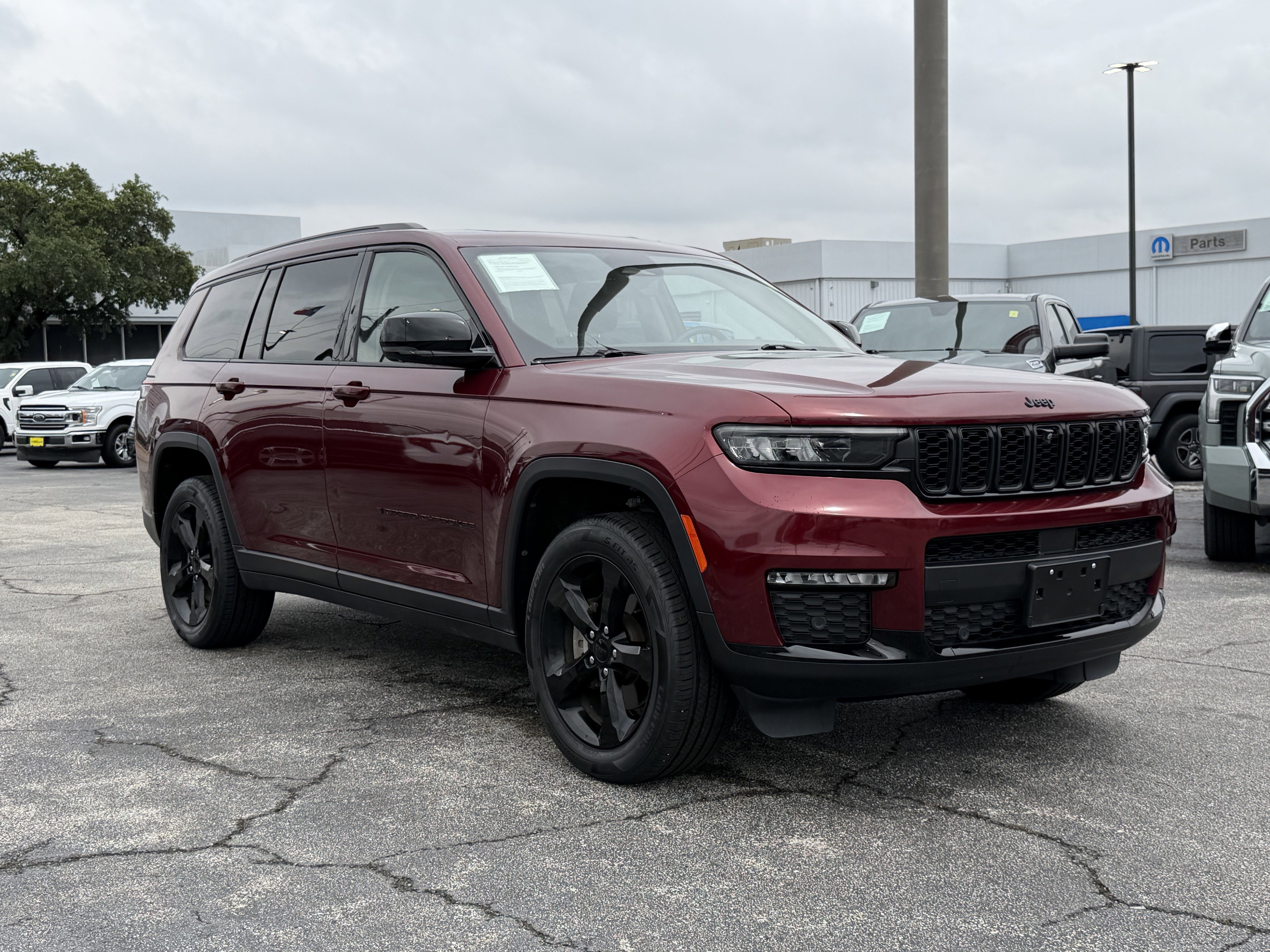 2022 Jeep Grand Cherokee L Limited 4x2