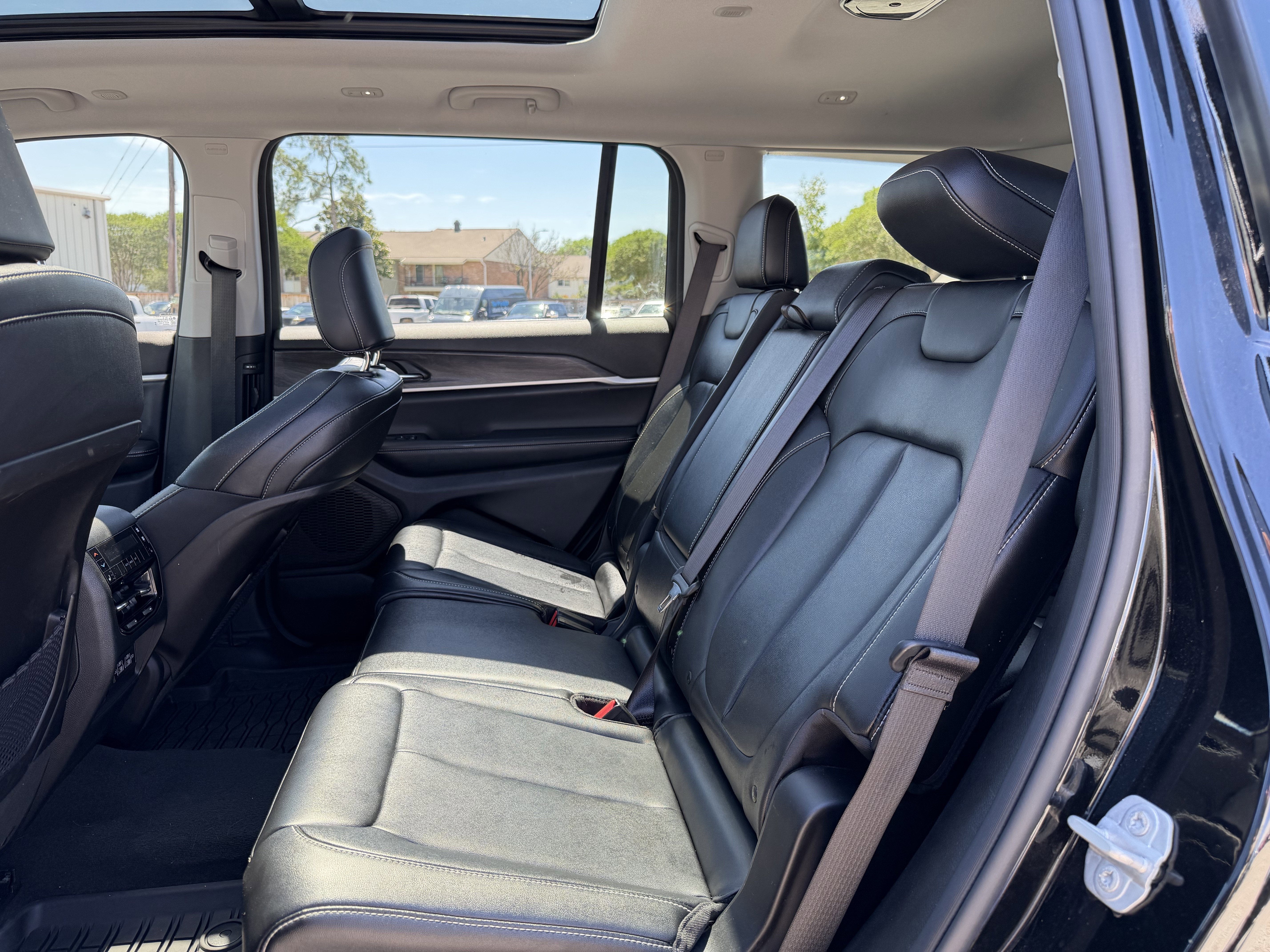 2024 Jeep Grand Cherokee L Limited 4x2