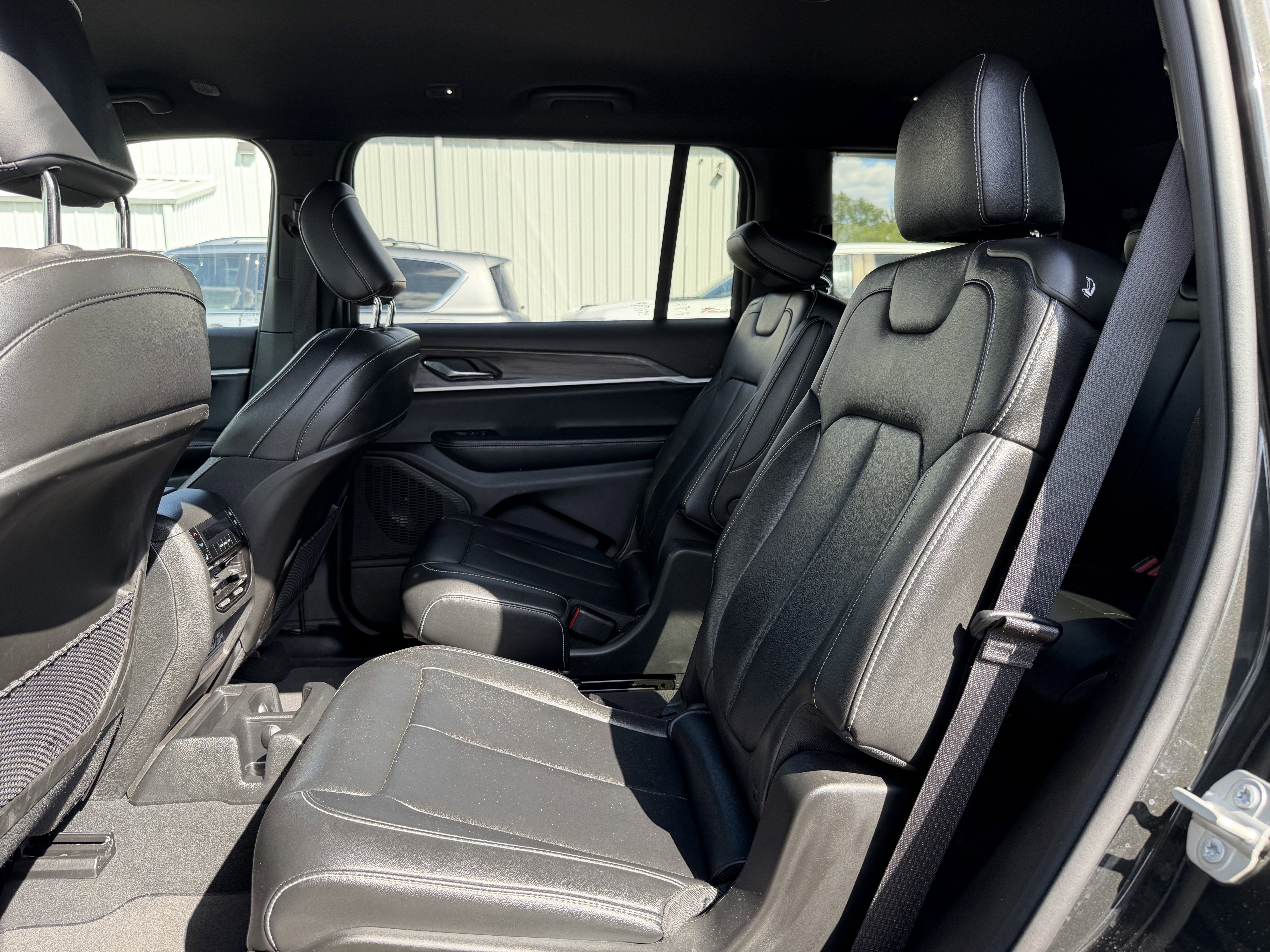 2024 Jeep Grand Cherokee L Limited 4x2