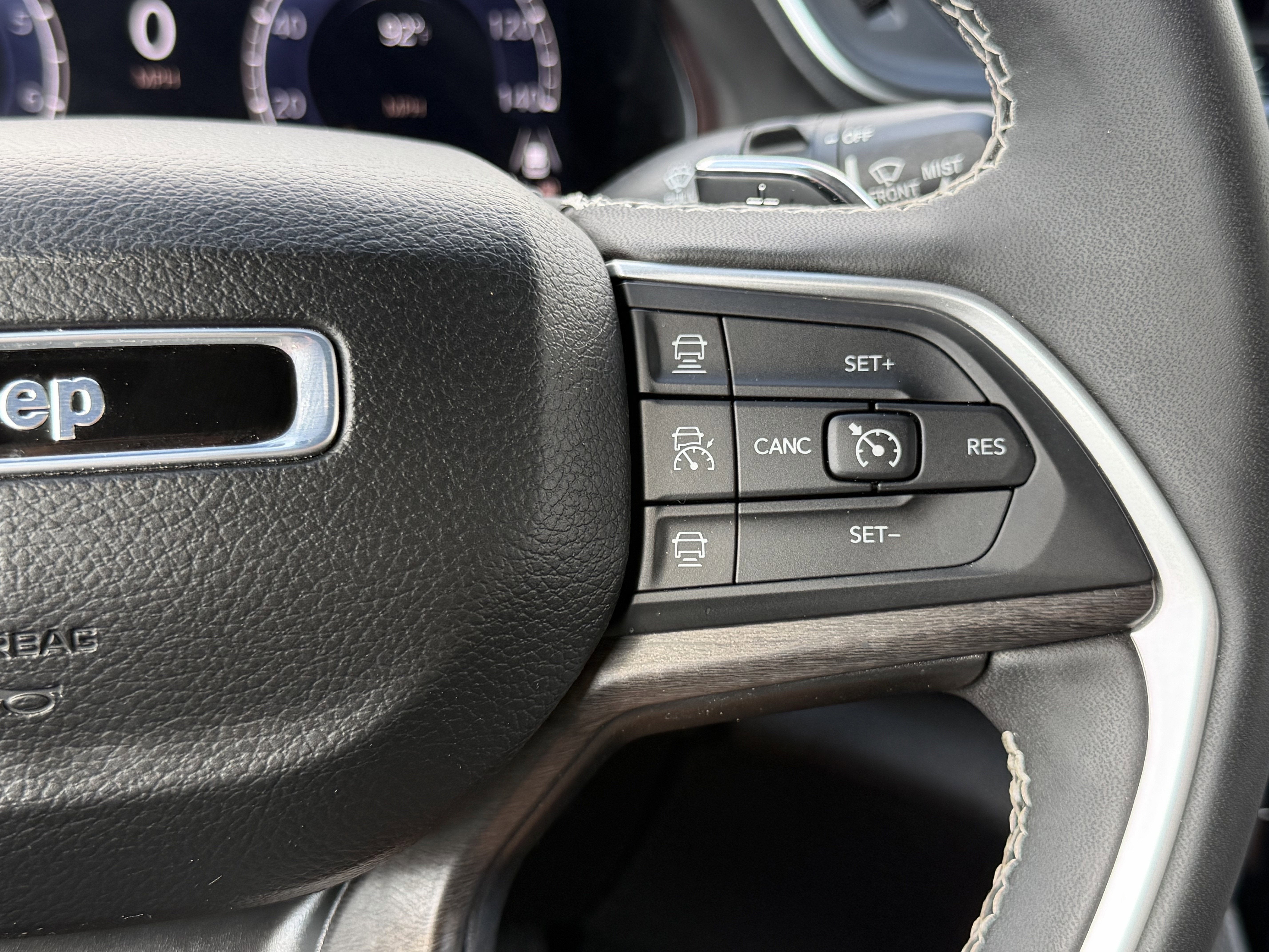 2024 Jeep Grand Cherokee L Limited 4x2