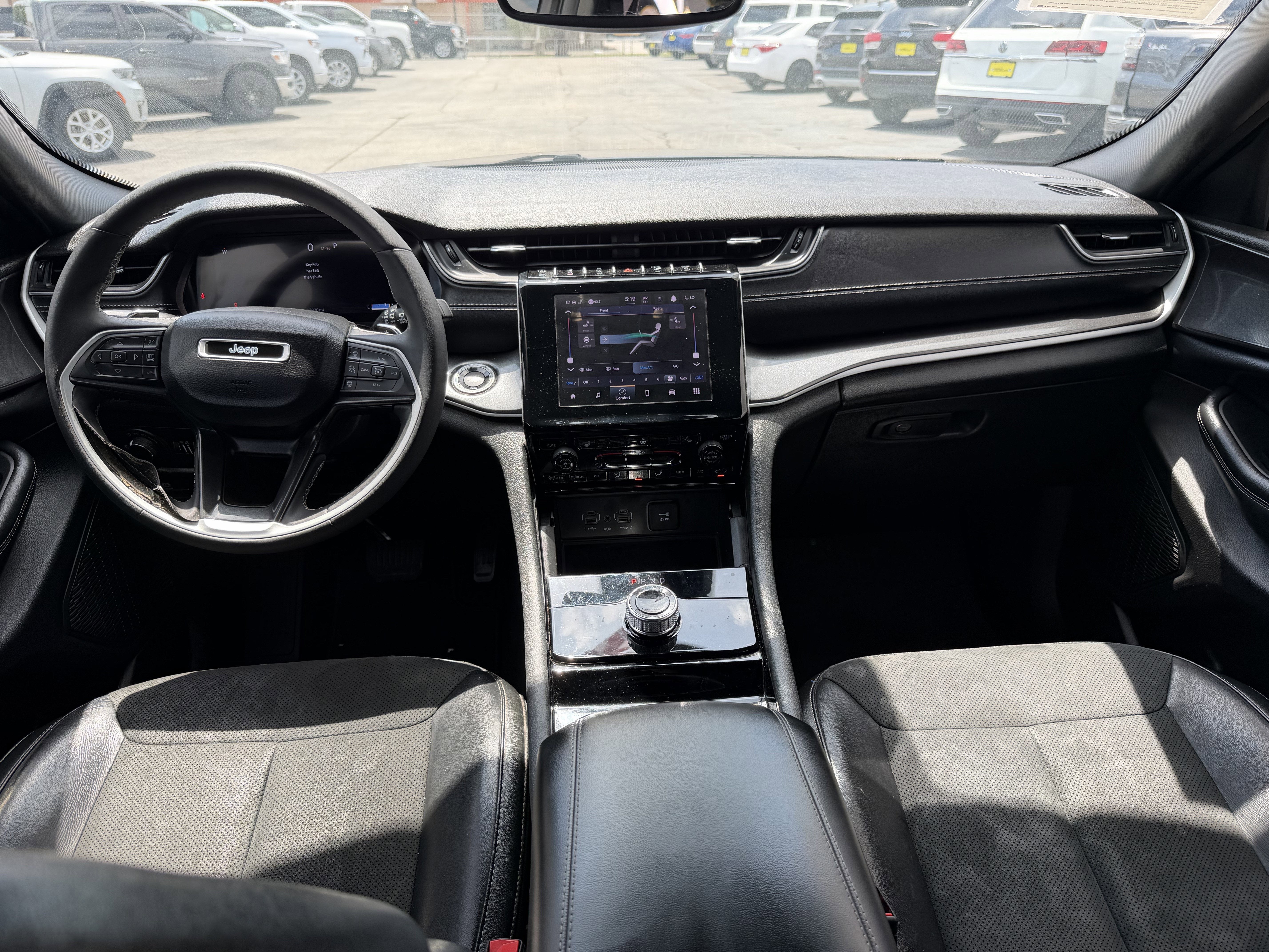2023 Jeep Grand Cherokee L Altitude 4x4