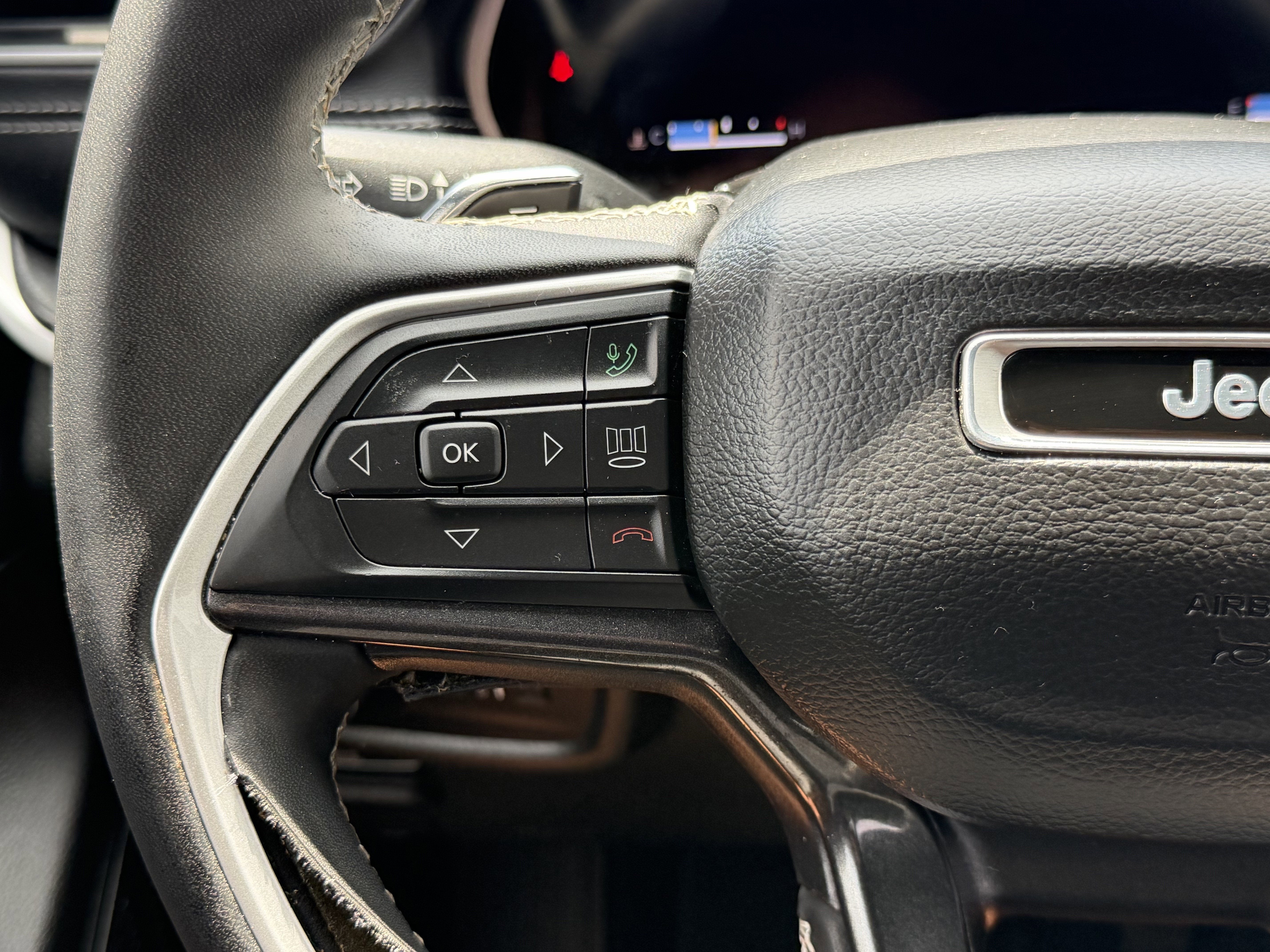 2023 Jeep Grand Cherokee L Altitude 4x4