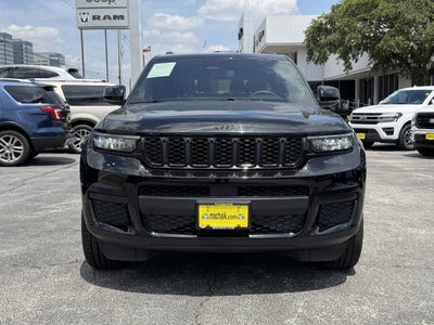 2023 Jeep Grand Cherokee L Altitude 4x4