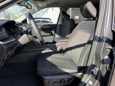 2023 Jeep Grand Cherokee L Laredo 4x4