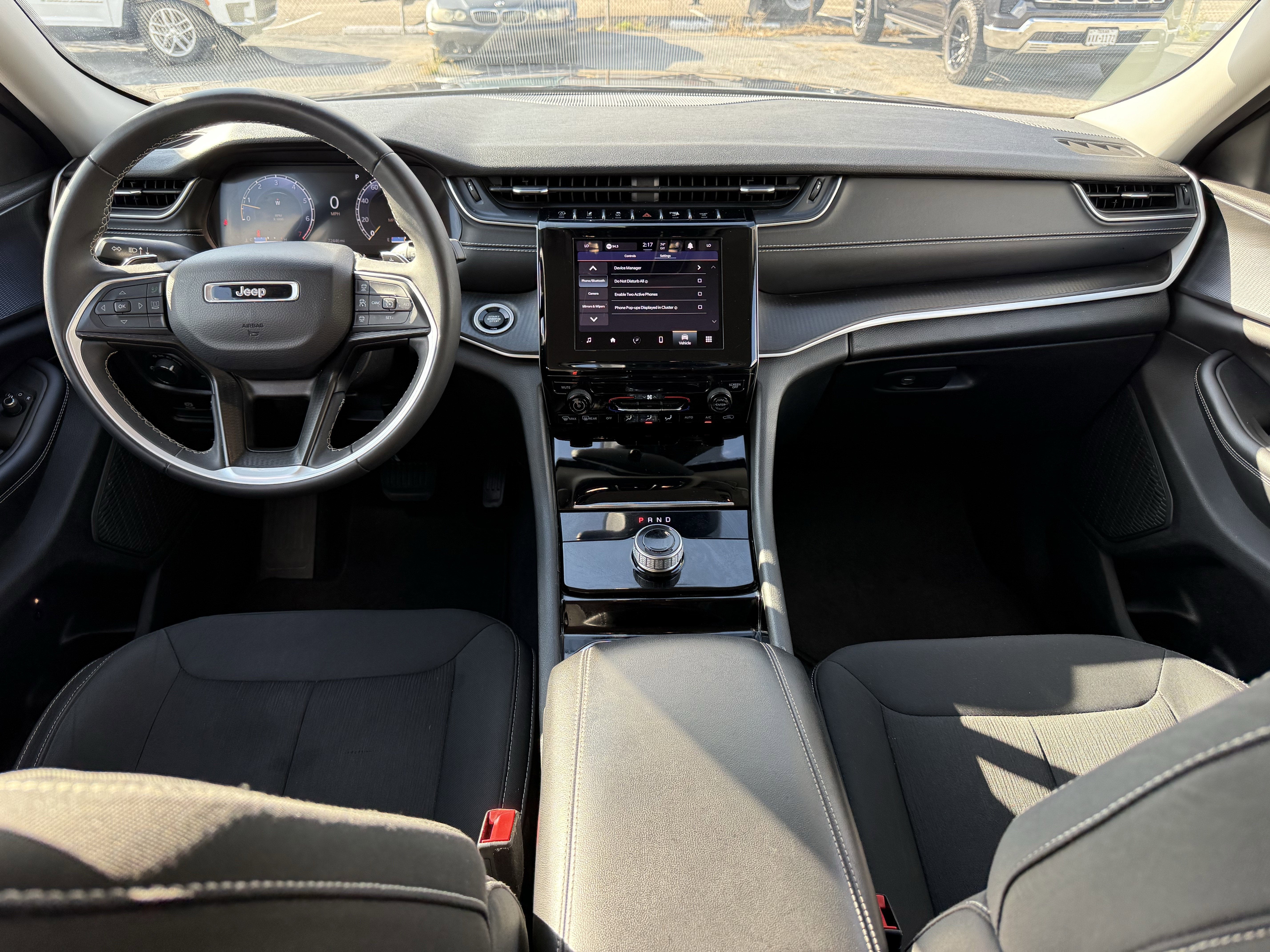 2023 Jeep Grand Cherokee L Laredo 4x4