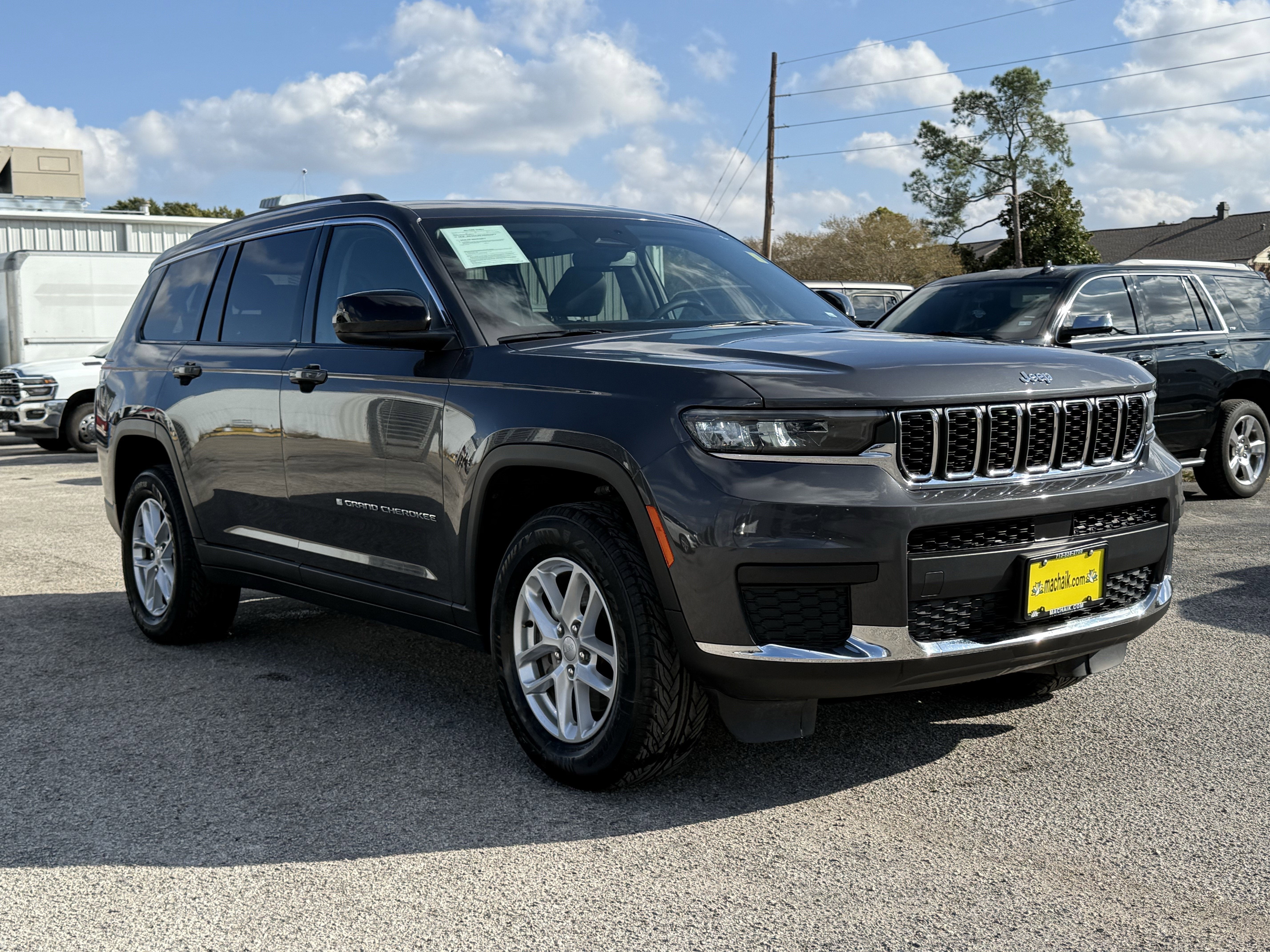 2023 Jeep Grand Cherokee L Laredo 4x4