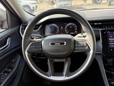 2023 Jeep Grand Cherokee L Laredo 4x4