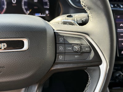 2023 Jeep Grand Cherokee L Laredo 4x4