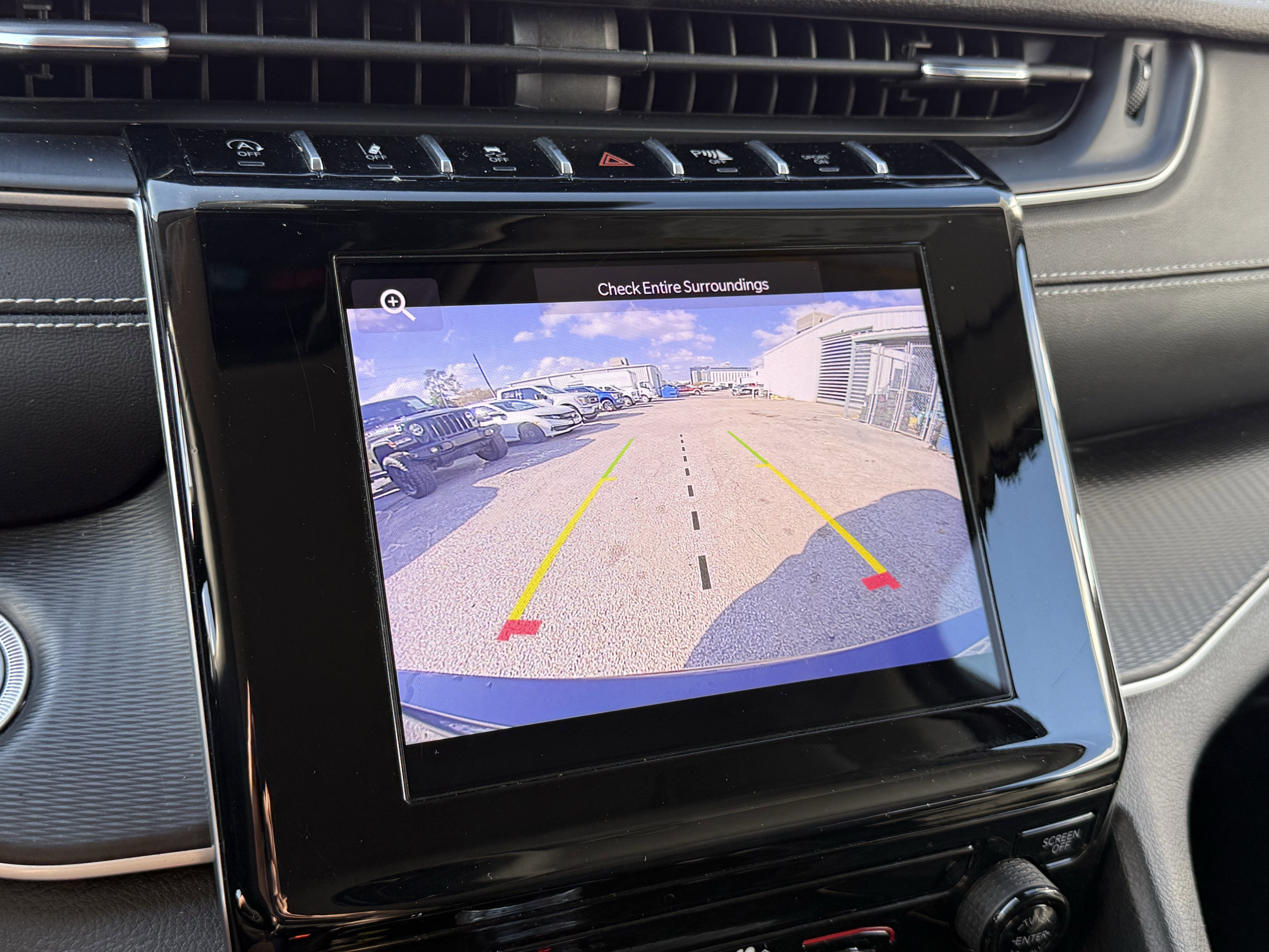 2023 Jeep Grand Cherokee L Laredo 4x4