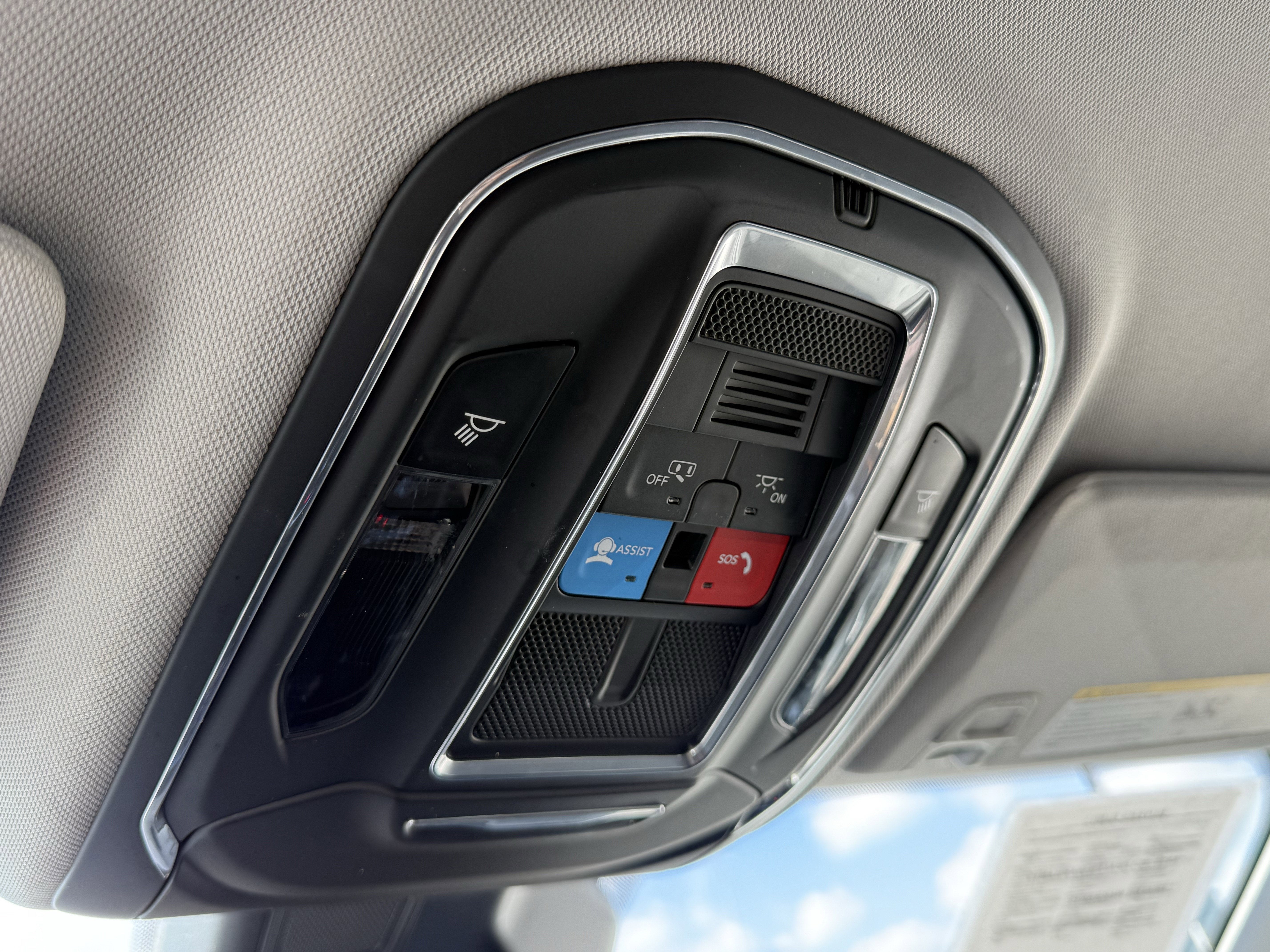 2023 Jeep Grand Cherokee L Laredo 4x4