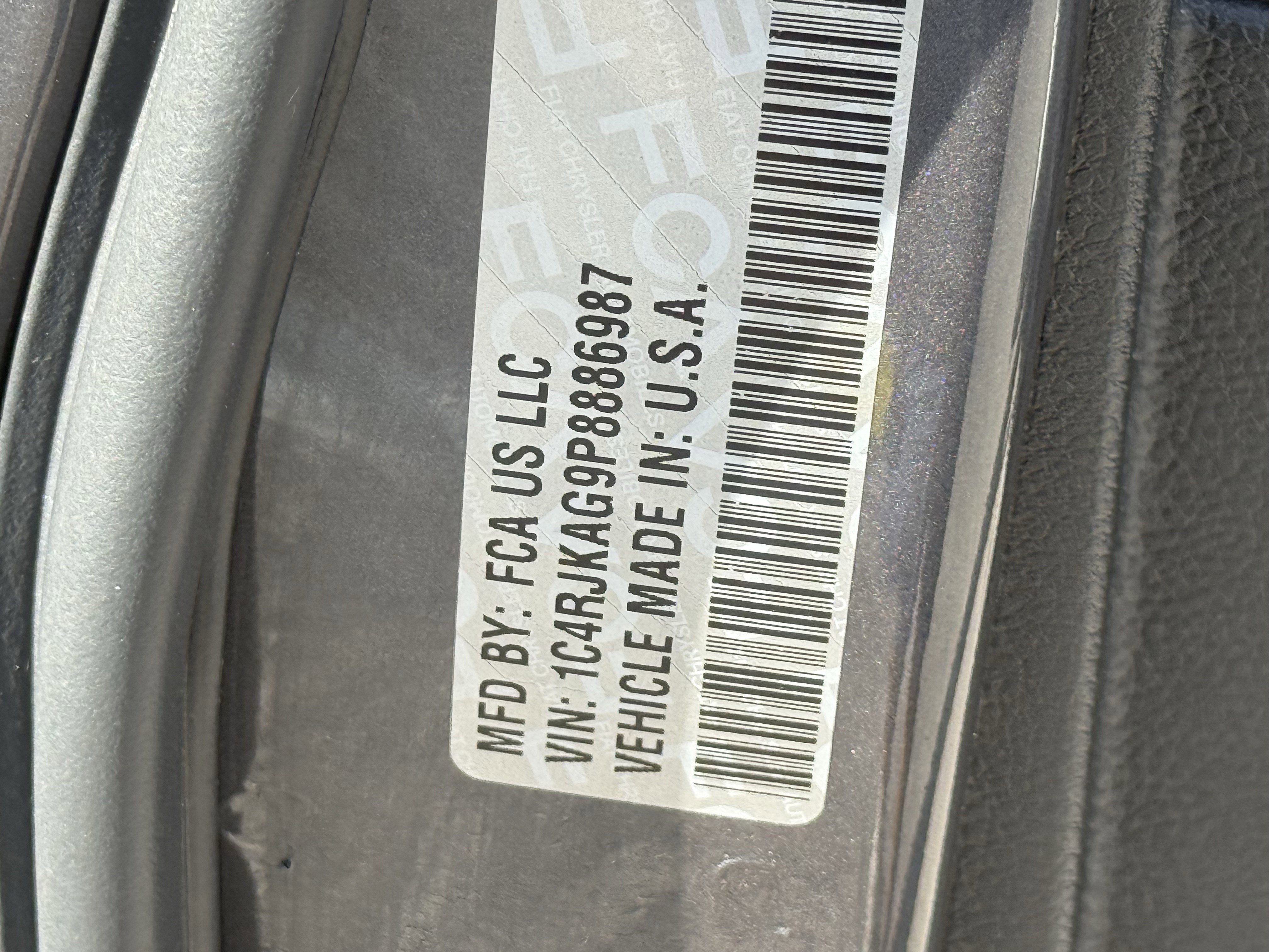 2023 Jeep Grand Cherokee L Laredo 4x4