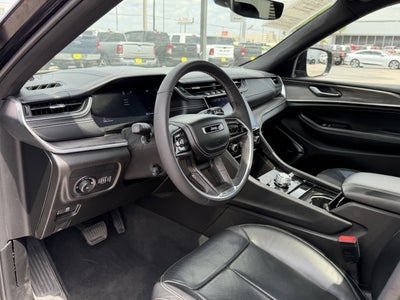 2023 Jeep Grand Cherokee L Overland 4x4