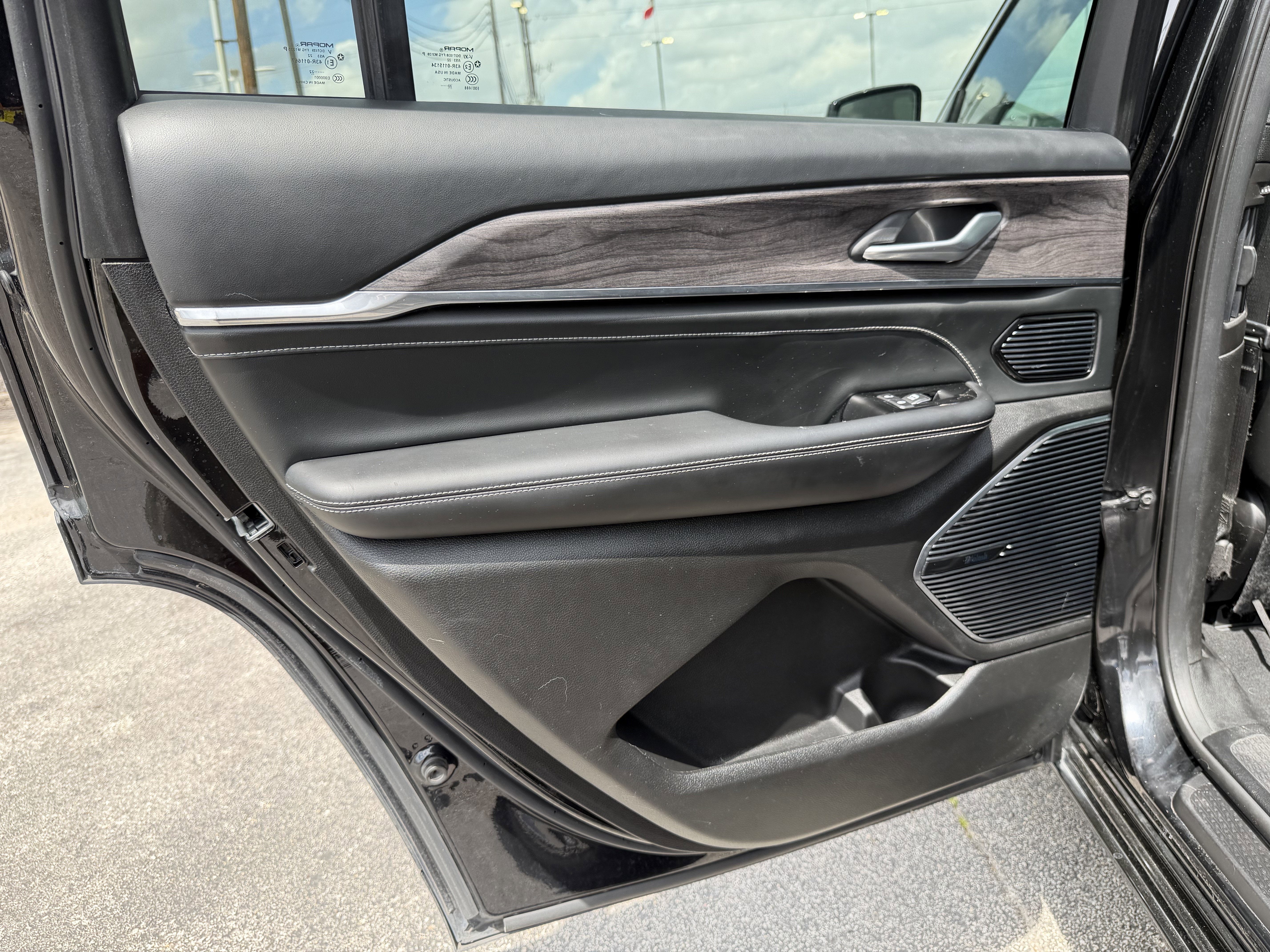 2023 Jeep Grand Cherokee L Overland 4x4