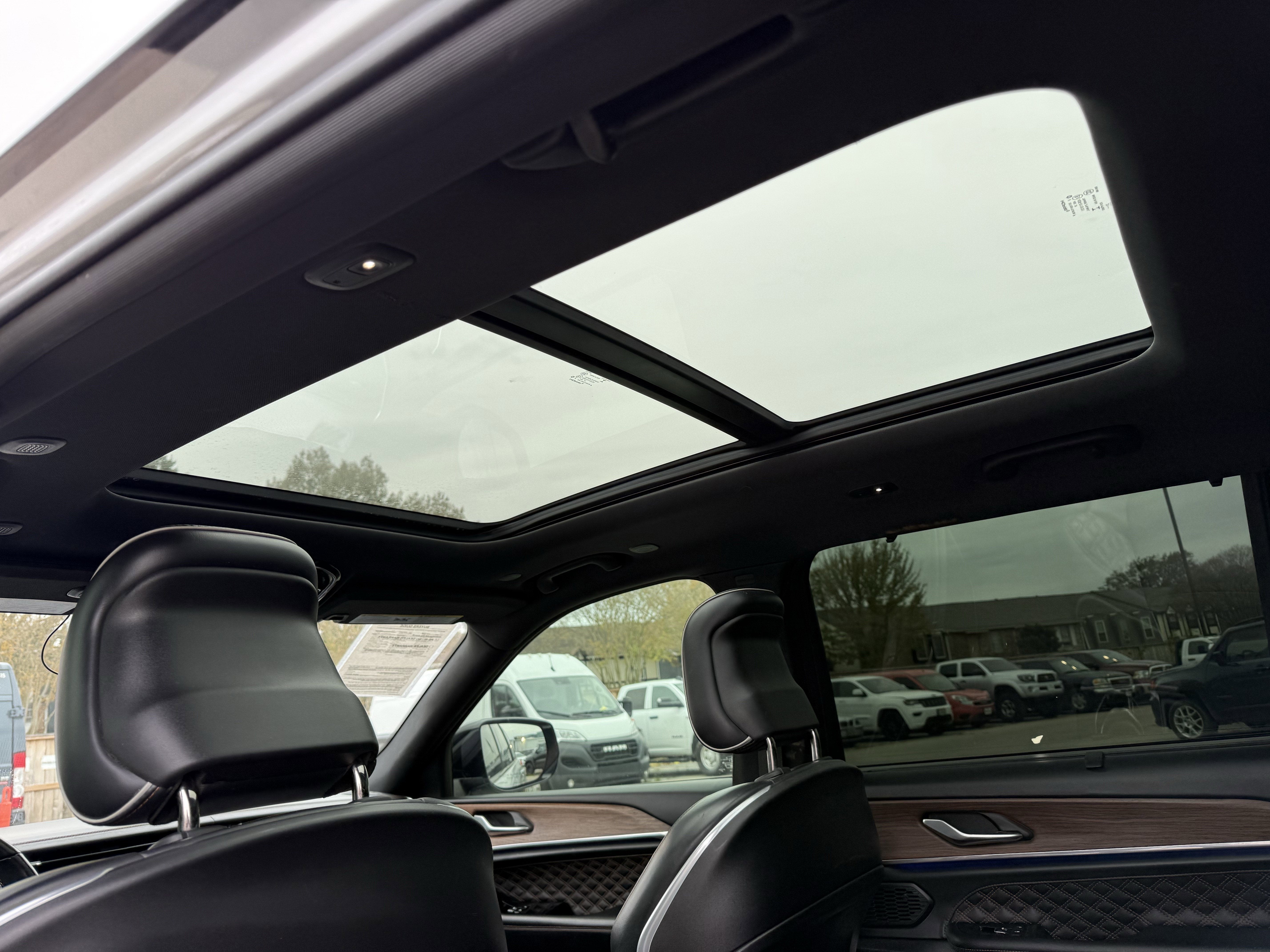 2022 Jeep Grand Cherokee L Summit 4x4