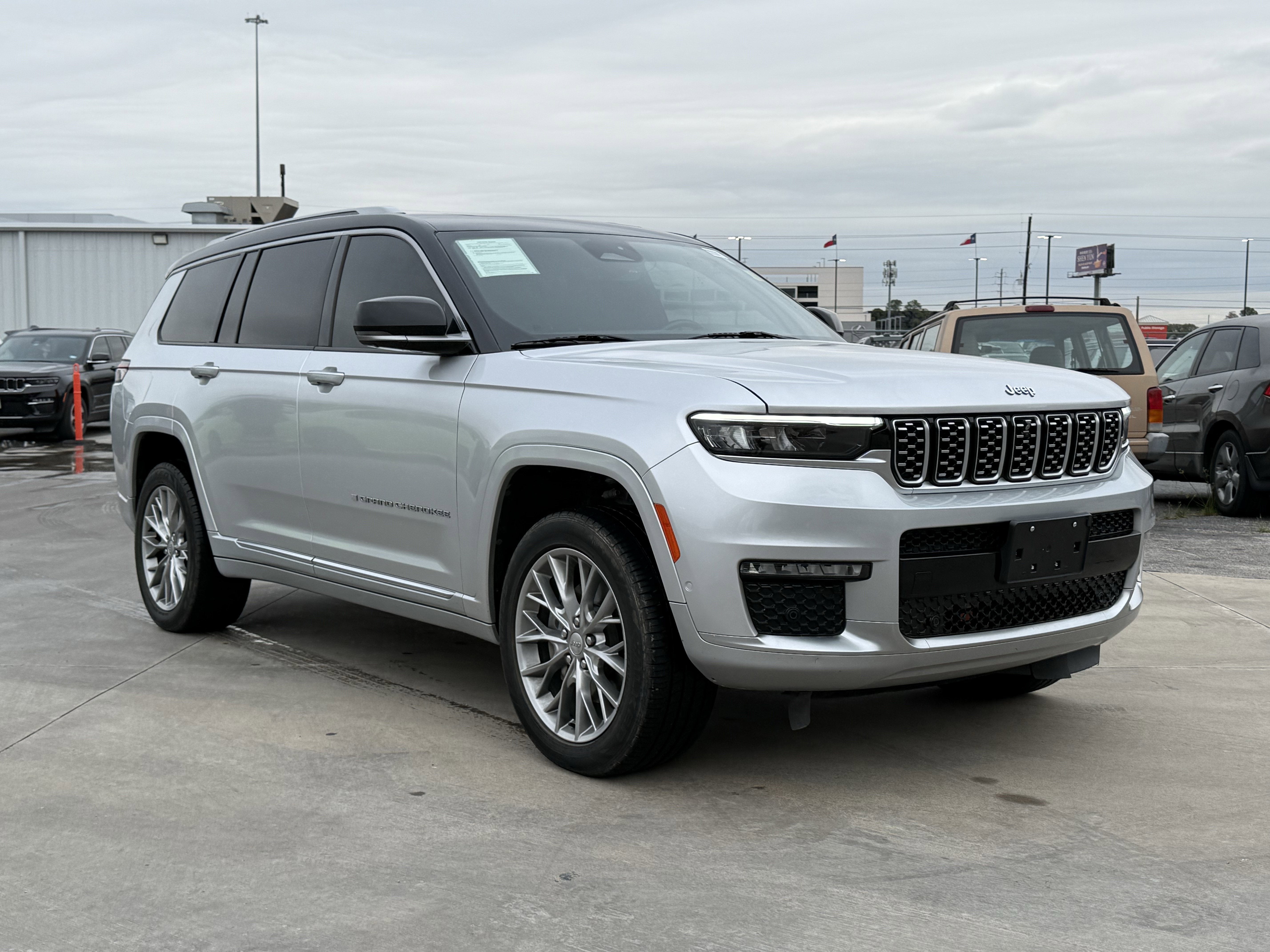 2022 Jeep Grand Cherokee L Summit 4x4