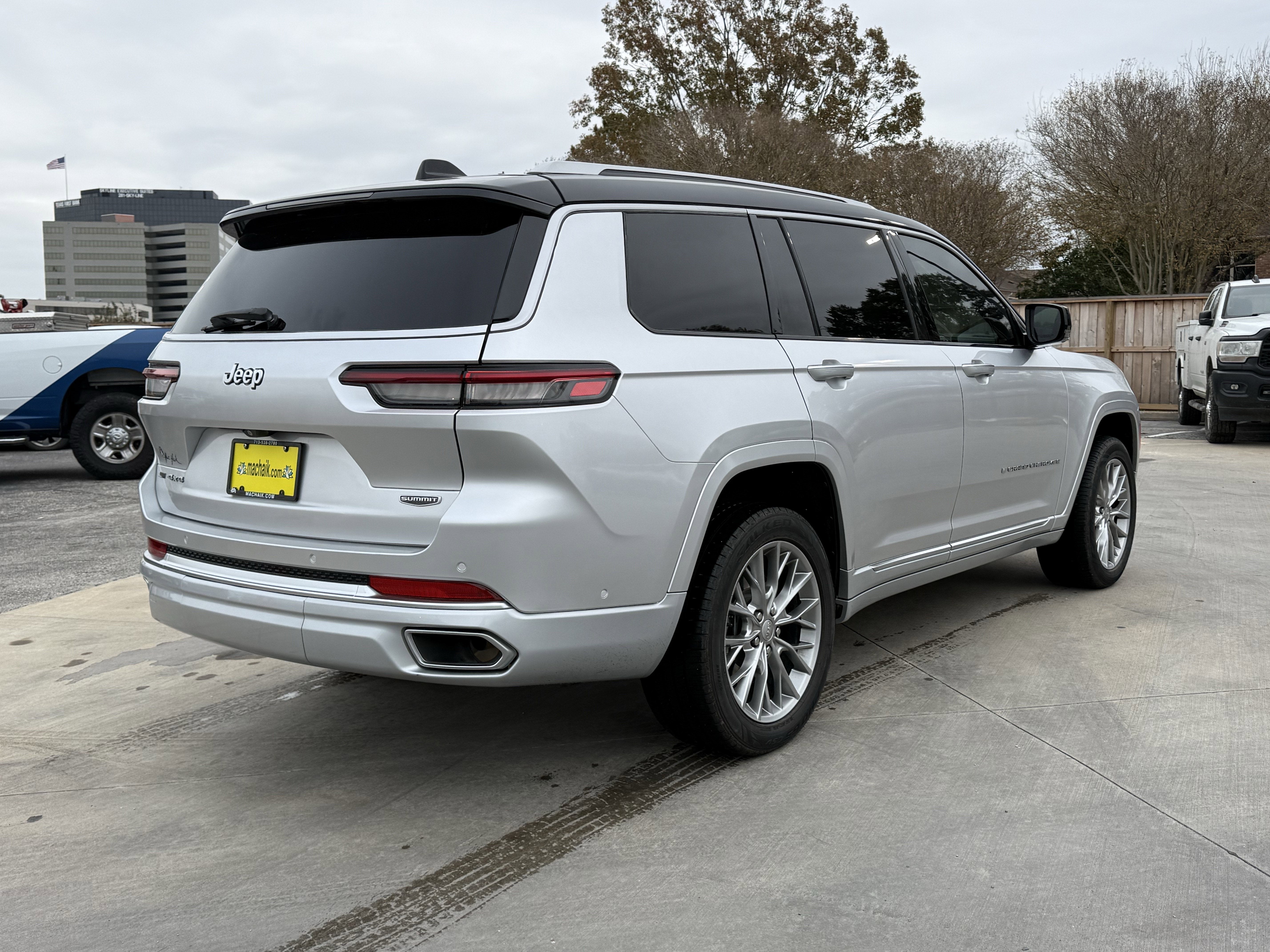 2022 Jeep Grand Cherokee L Summit 4x4