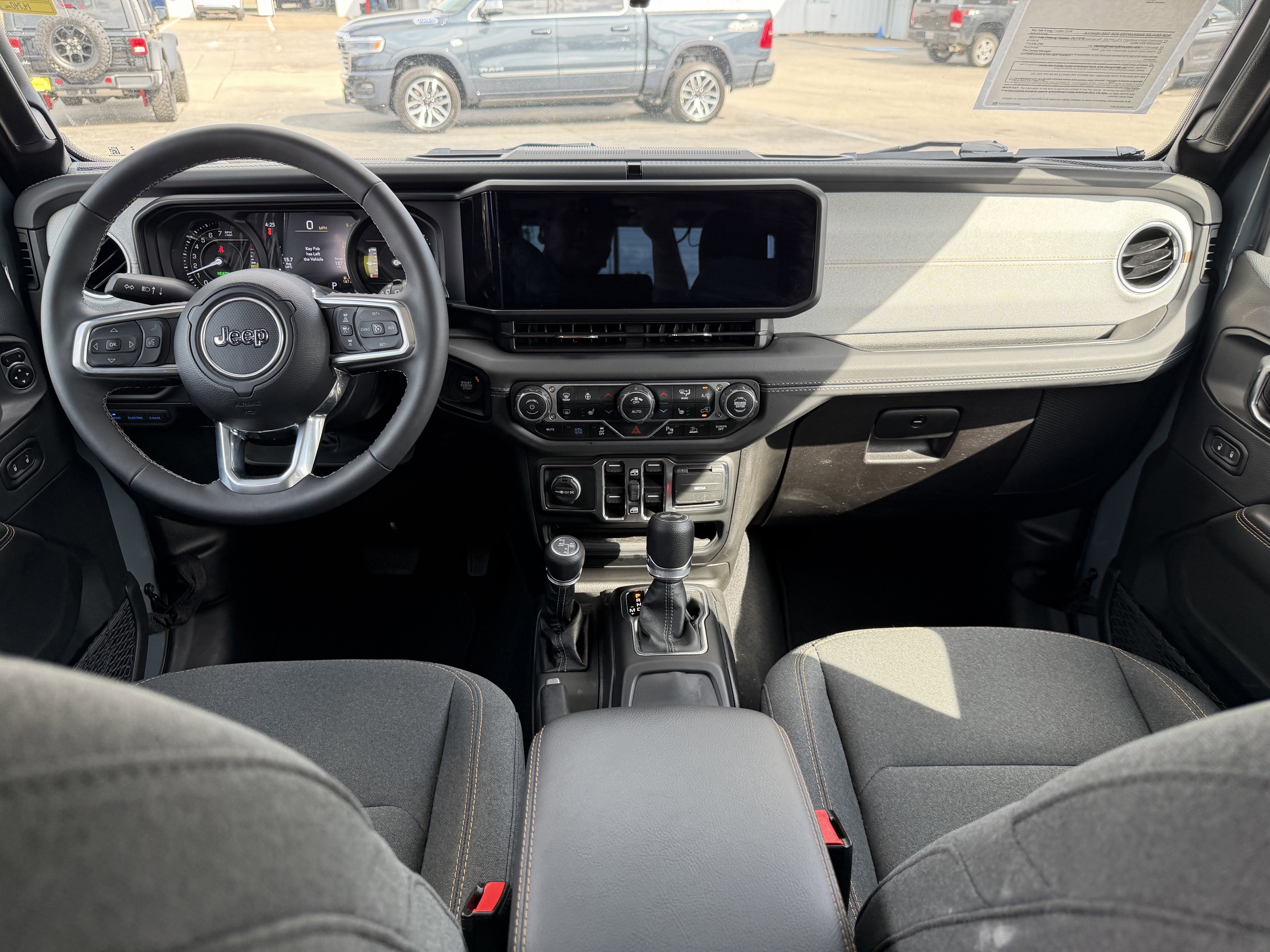 2025 Jeep Wrangler 4xe Sahara 4xe