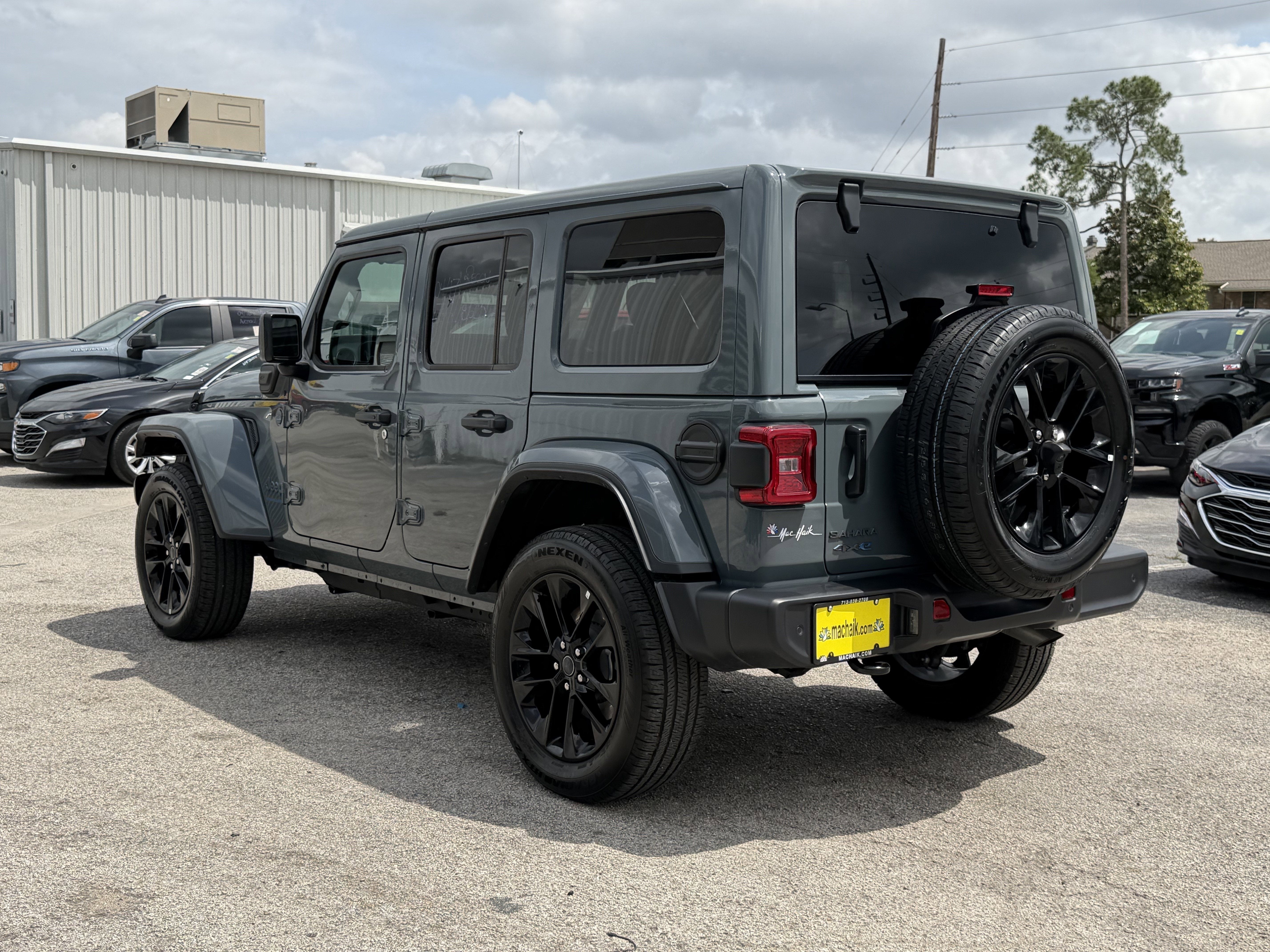 2025 Jeep Wrangler 4xe Sahara 4xe