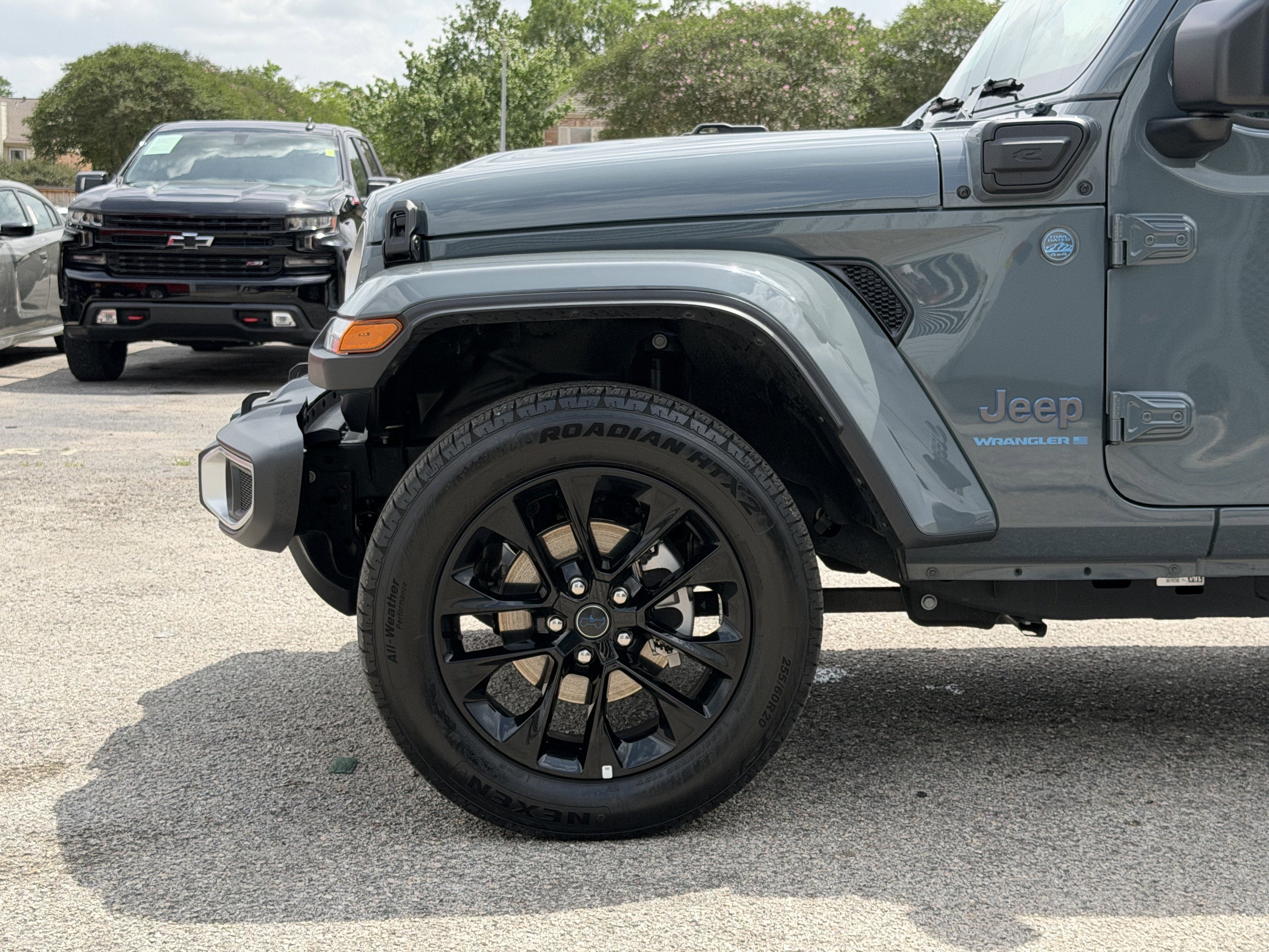 2025 Jeep Wrangler 4xe Sahara 4xe